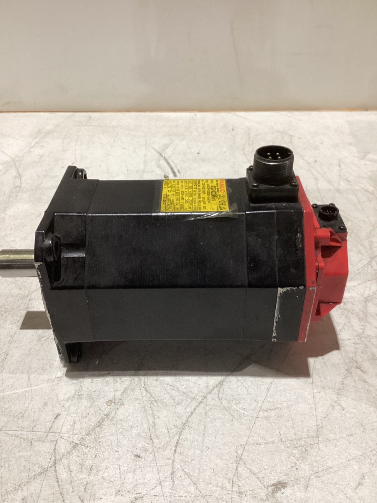 FANUC SERVO MOTOR A06B-0239-B200 A 12/4000HVis USED 1
