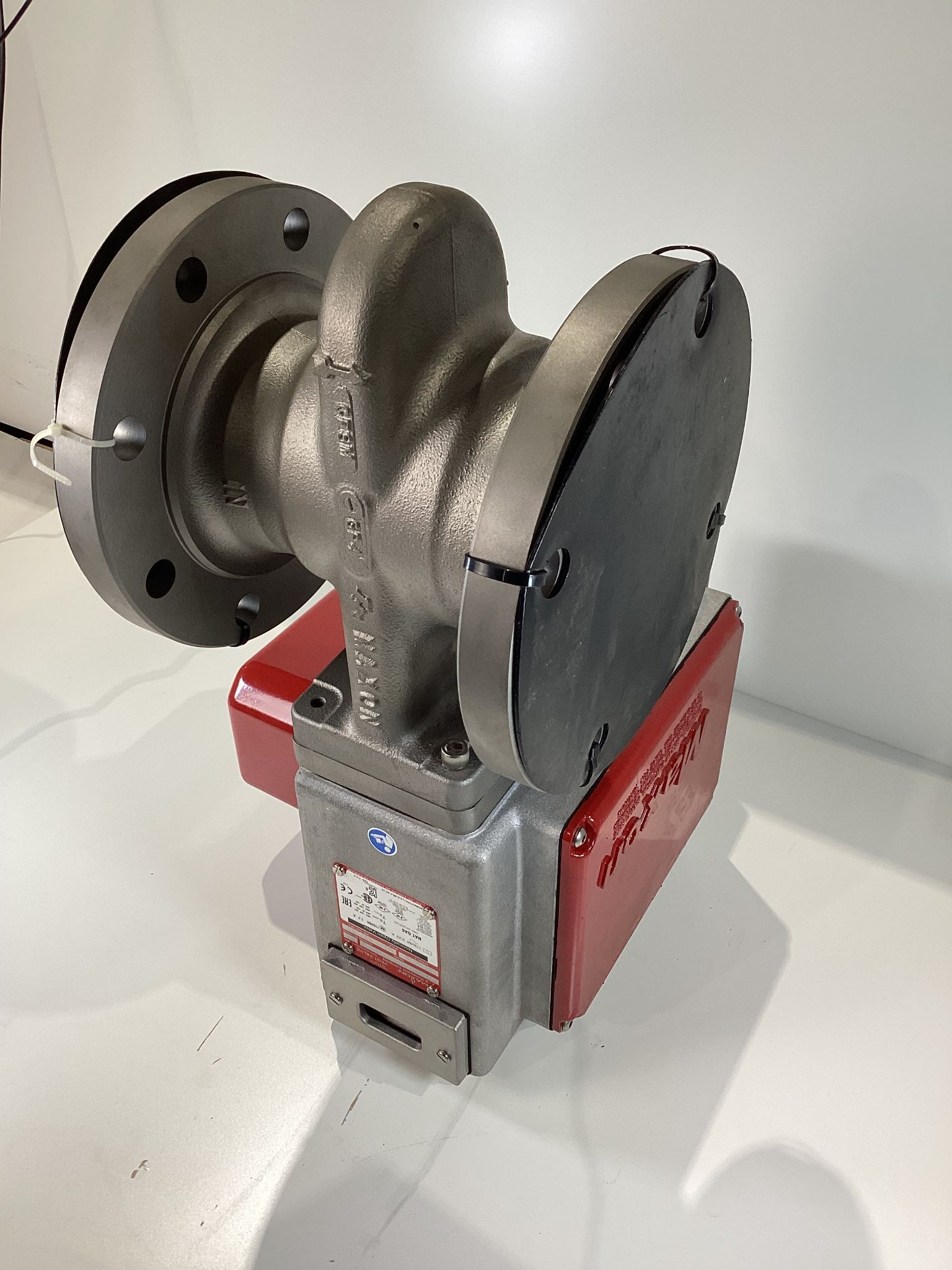 HONEYWELL MAXON 400CMA22-BC52-BB21B0 Gas ElectroMechanical Shut-Off USED 2