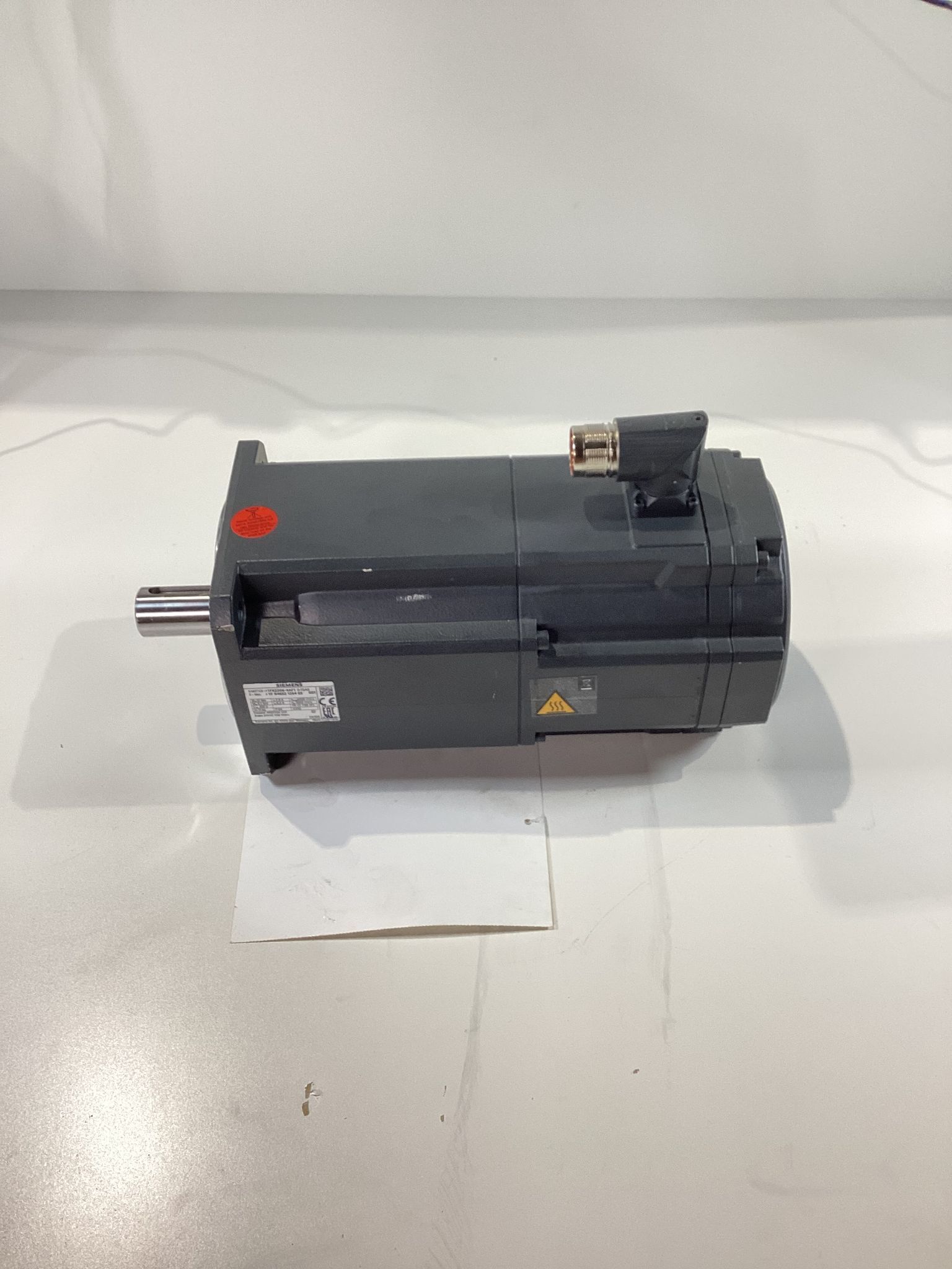 SIEMENS 1FK2205-4AF10-0AS0 Servo and Spindle Motors USED 1