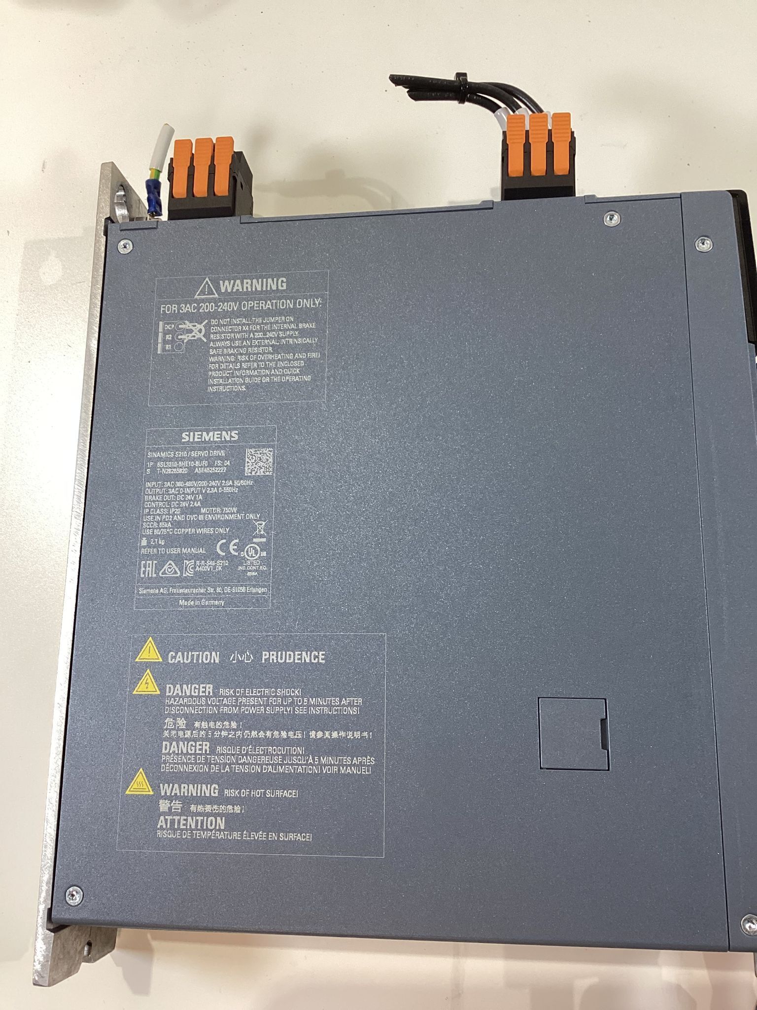 SIEMENS 6SL3210-5HE10-8UF0 Servo Drives and Amplifiers USED 1