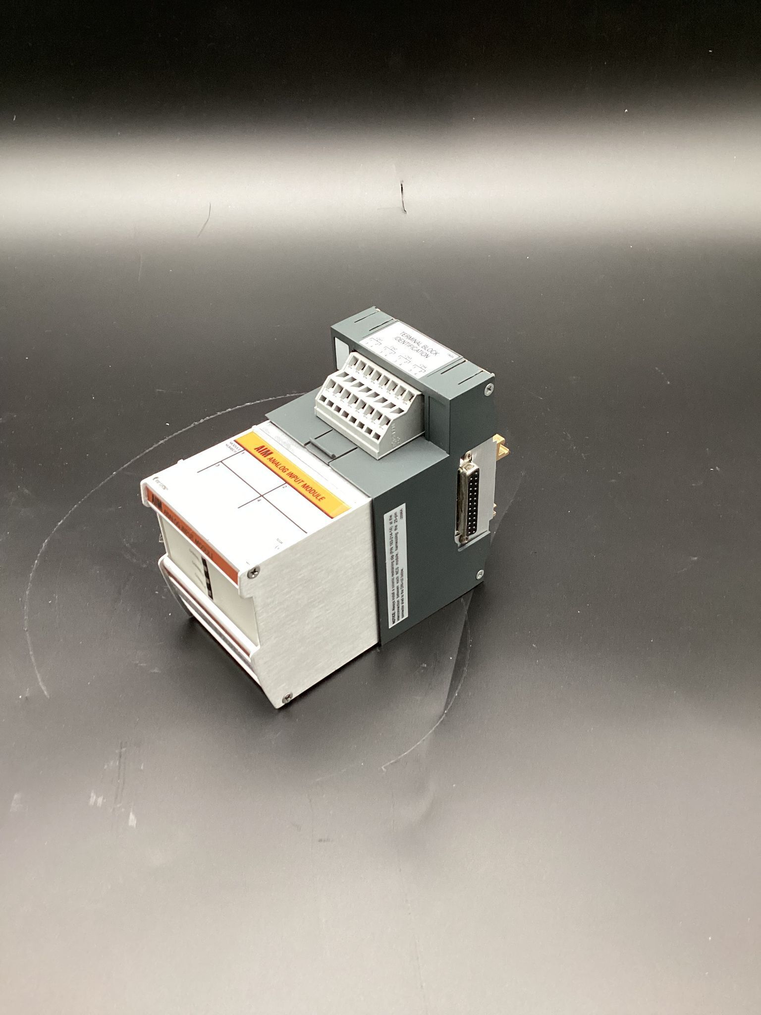MOORE INDUSTRIES AIM/IO/AI4/IP Analog Input Module USED 1