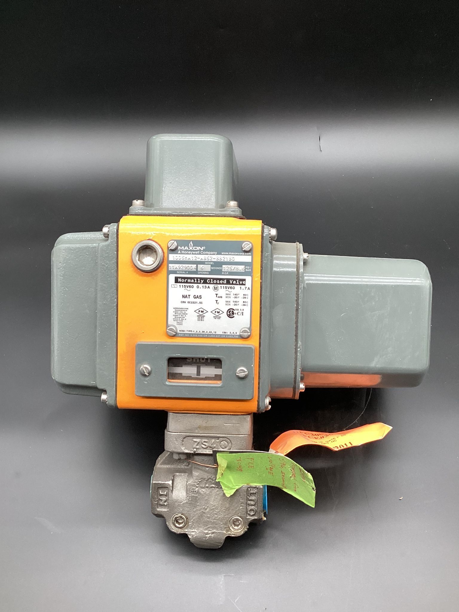 MAXON 100SHA12-AB52-BB21B0 Electric Gas Shut-Off Valve USED 1