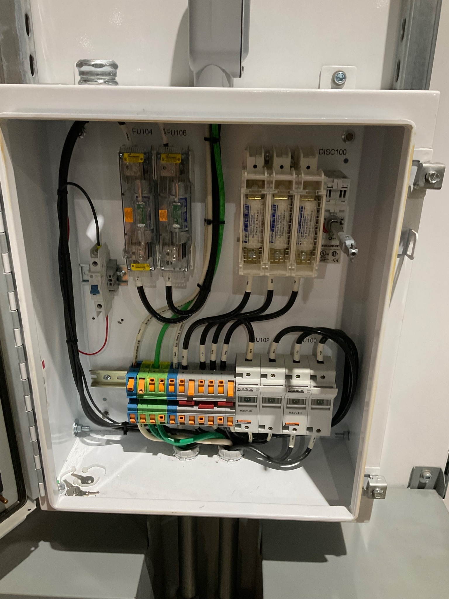 Photon Automation 18032-500 LASER WELDING CELL USED 31