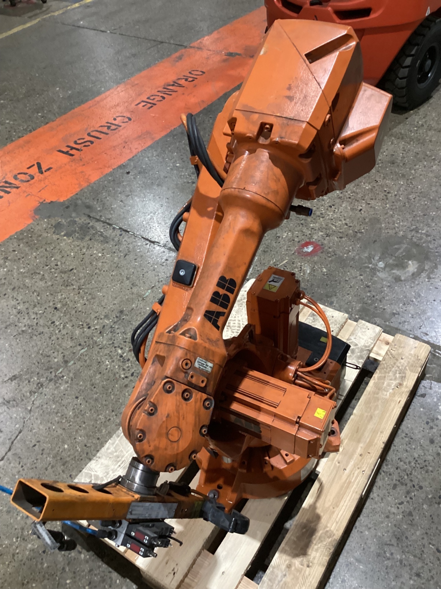 ABB IRB 2600 M2004 Robot w/ IRC5 Controls, Missing Cable Set USED 3