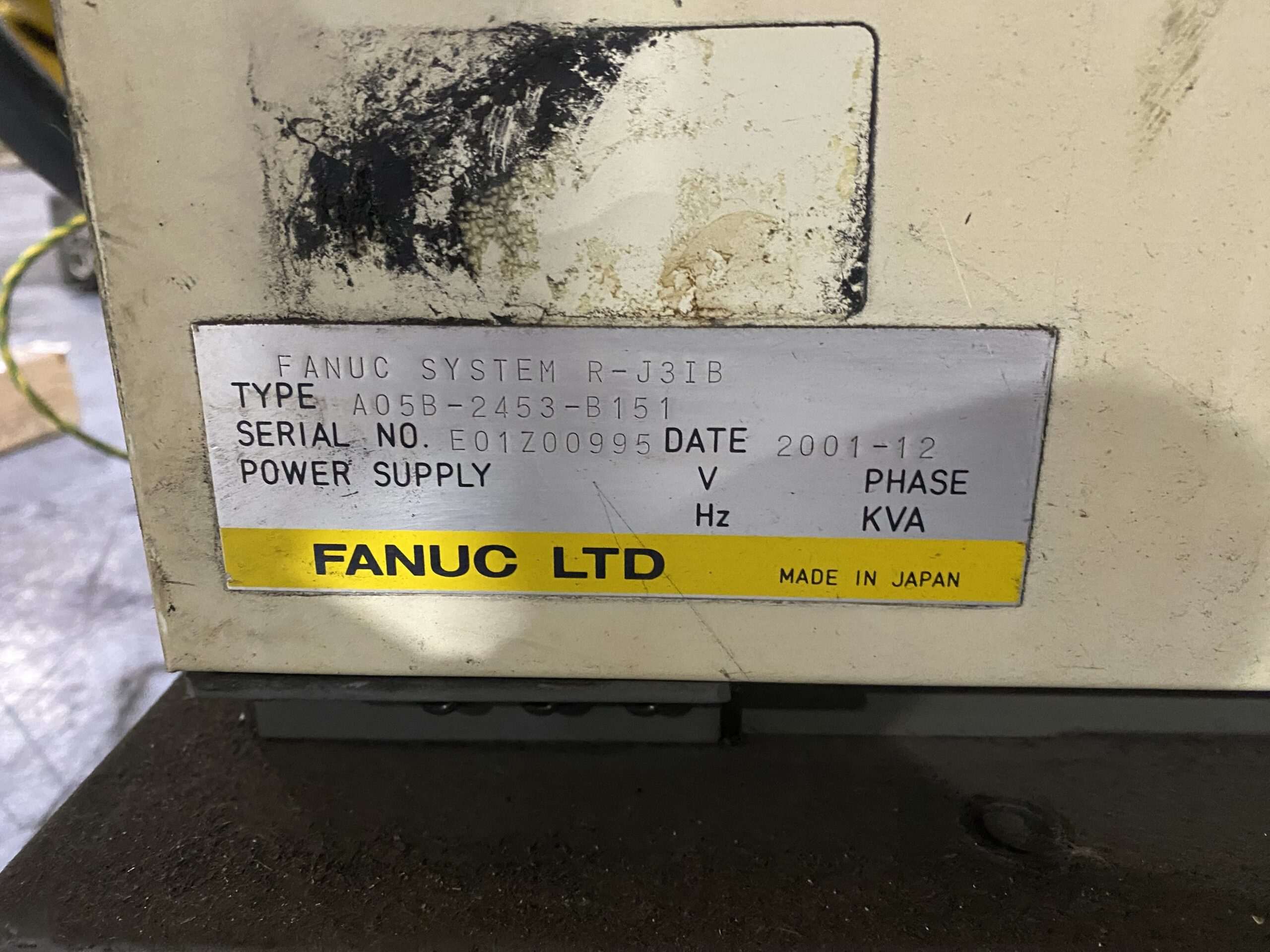 FANUC - R-2000iA/125L w/ R-J3iB Controls USED 10