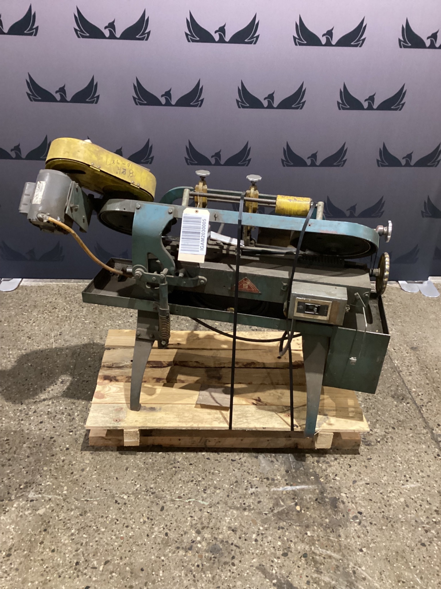 WELLSAW 600 Horizontal Bandsaw USED - AS-IS 0