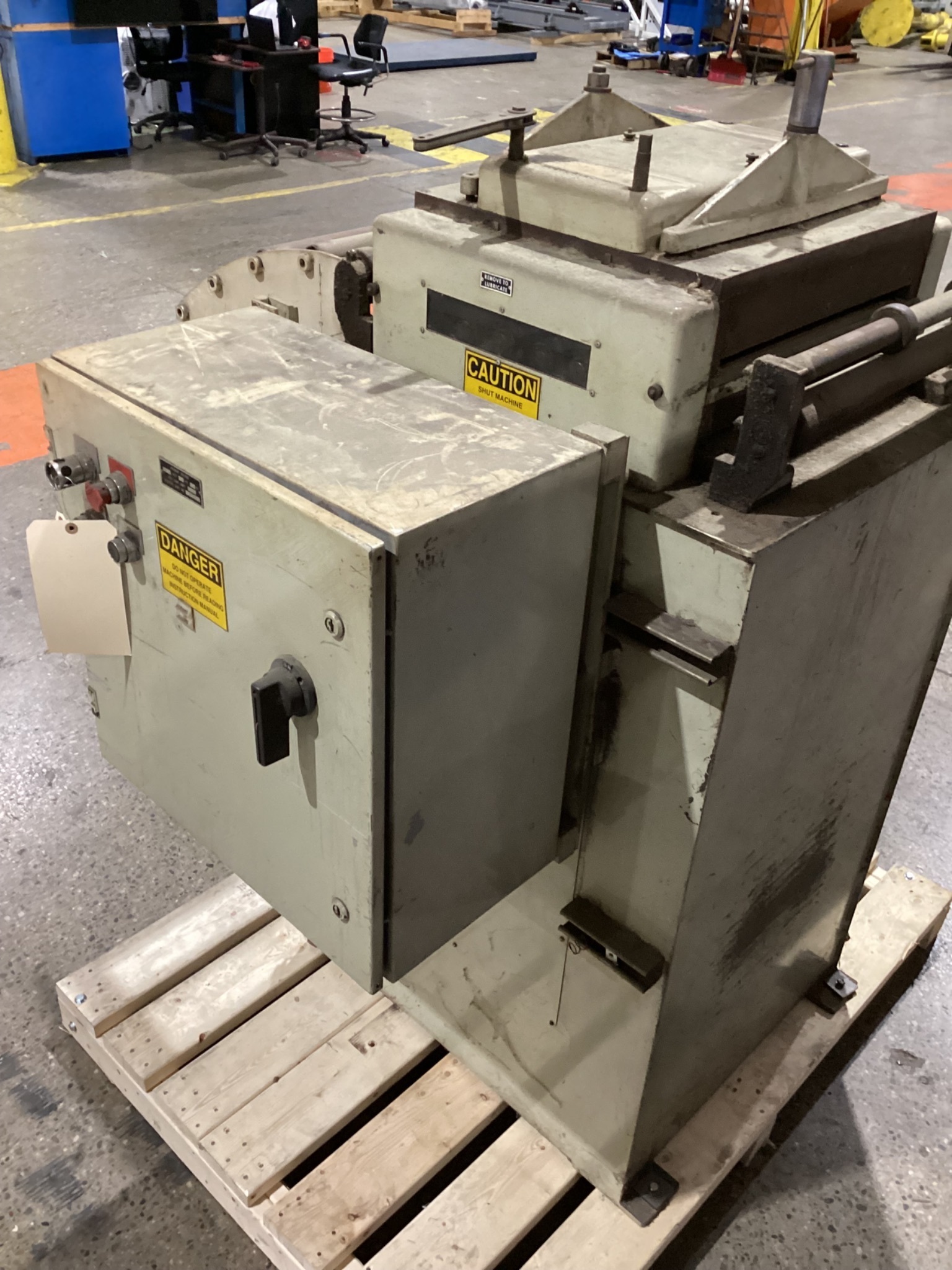 COOPER WEYMOUTH PETERSON 18B COIL STRAIGHTENER 18IN 0.093IN USED 3