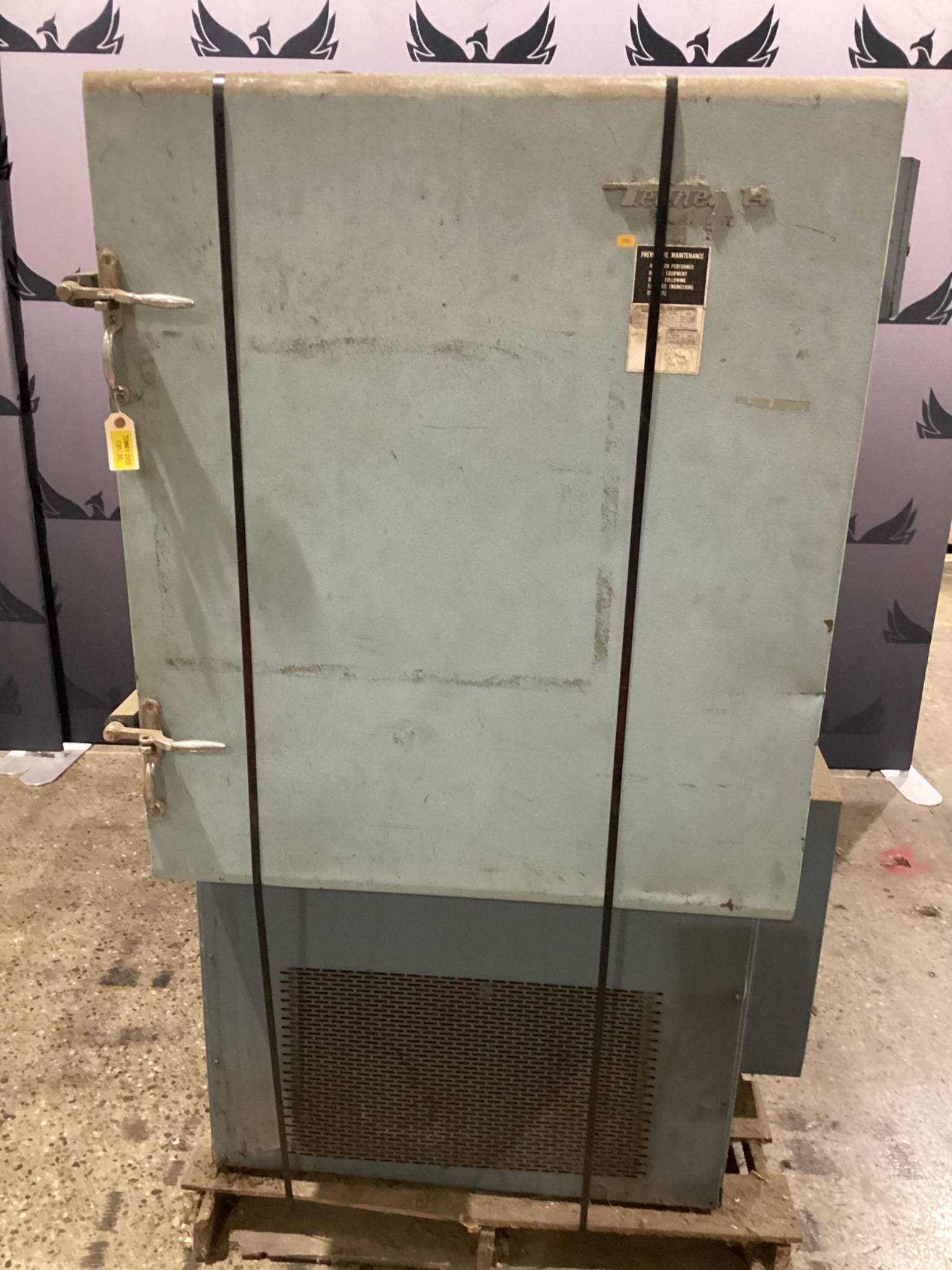 TENNEY 14 ENVIRONMENTAL CHAMBER OVEN W/ BRISTOL RECORDER USED 1