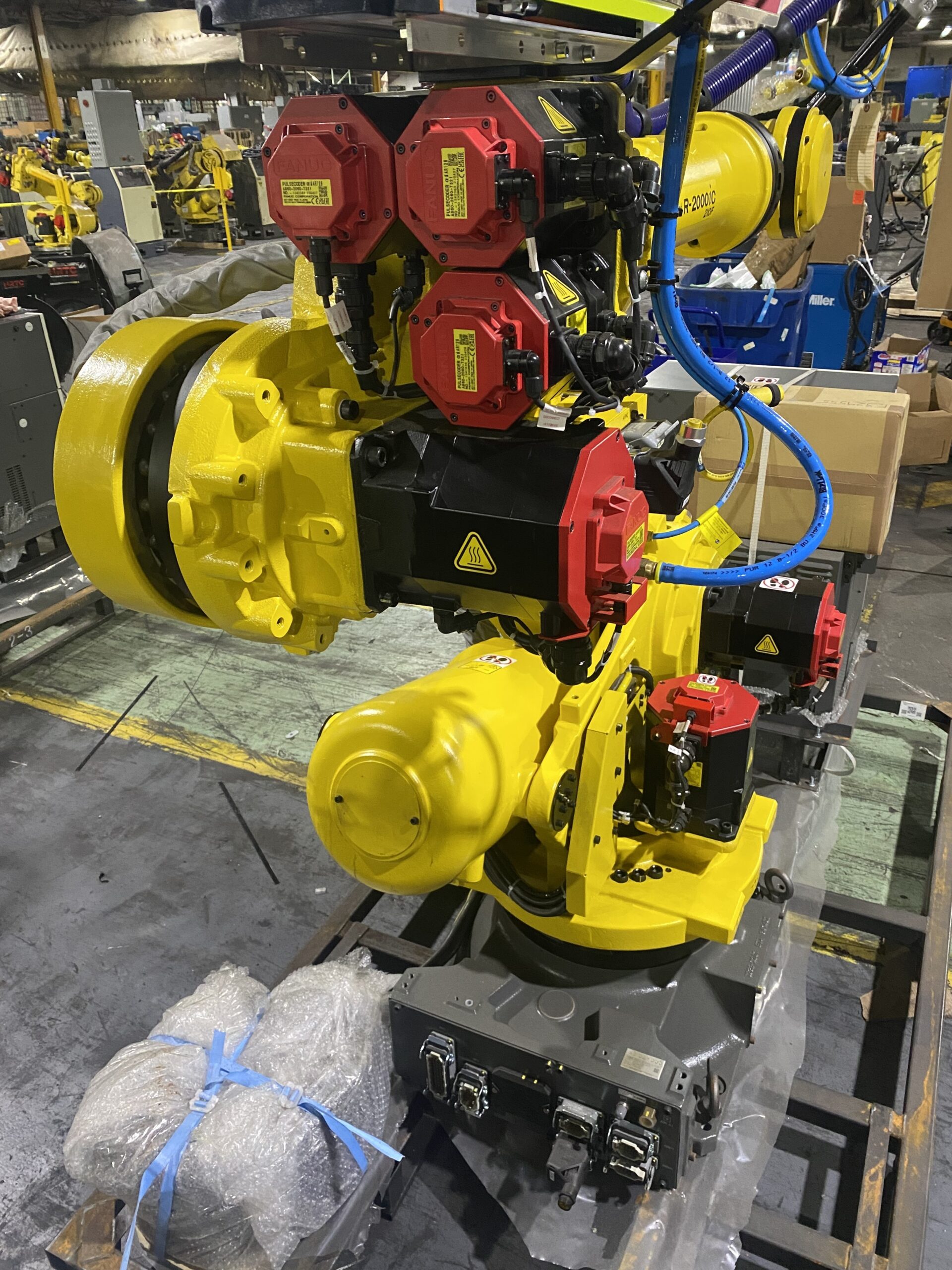 FANUC - R-2000iC/210F w/ R30iB PLUS Controls & Leoni Dress Pack NEW 3