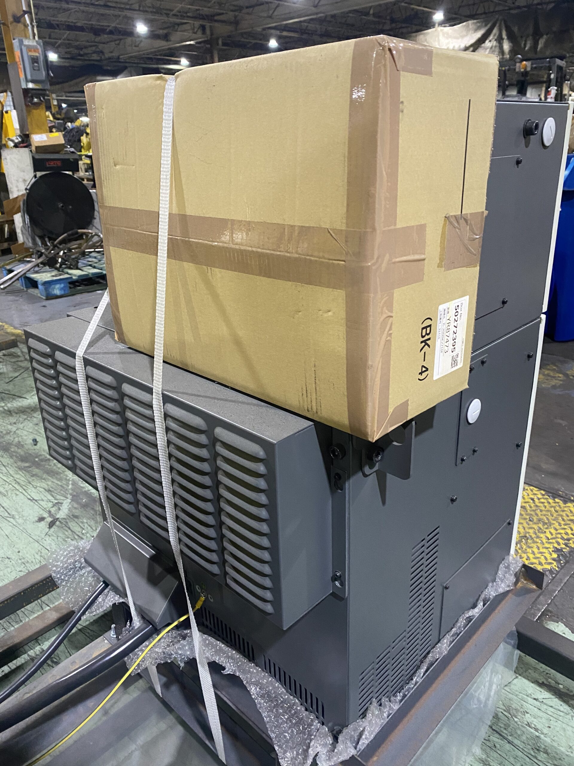 FANUC - R-2000iC/210F w/ R30iB PLUS Controls & Leoni Dress Pack NEW 7