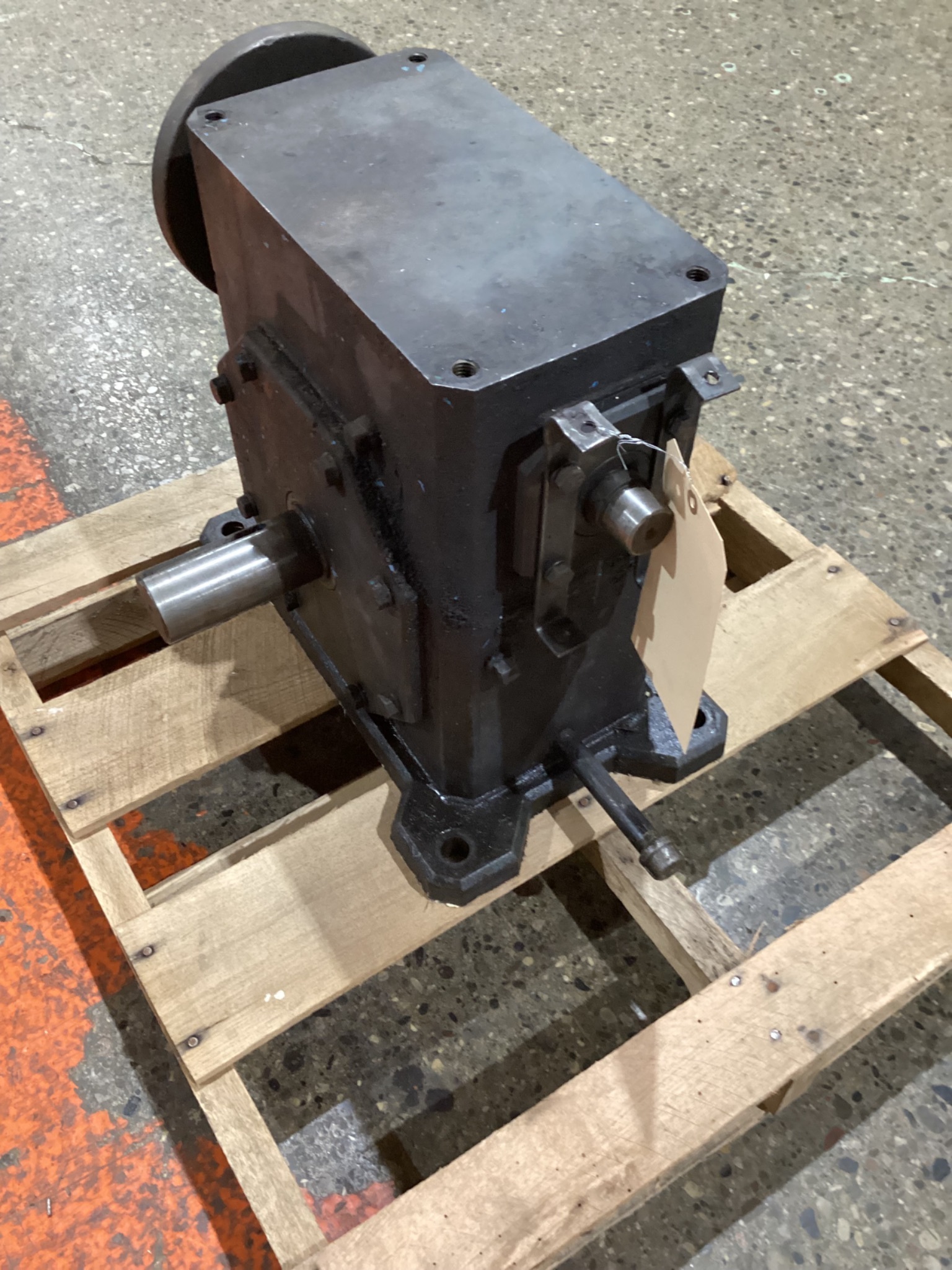 FALK 600WOCM1A 5:1 OMNIBOX WORM REDUCER 41.1HP USED 3