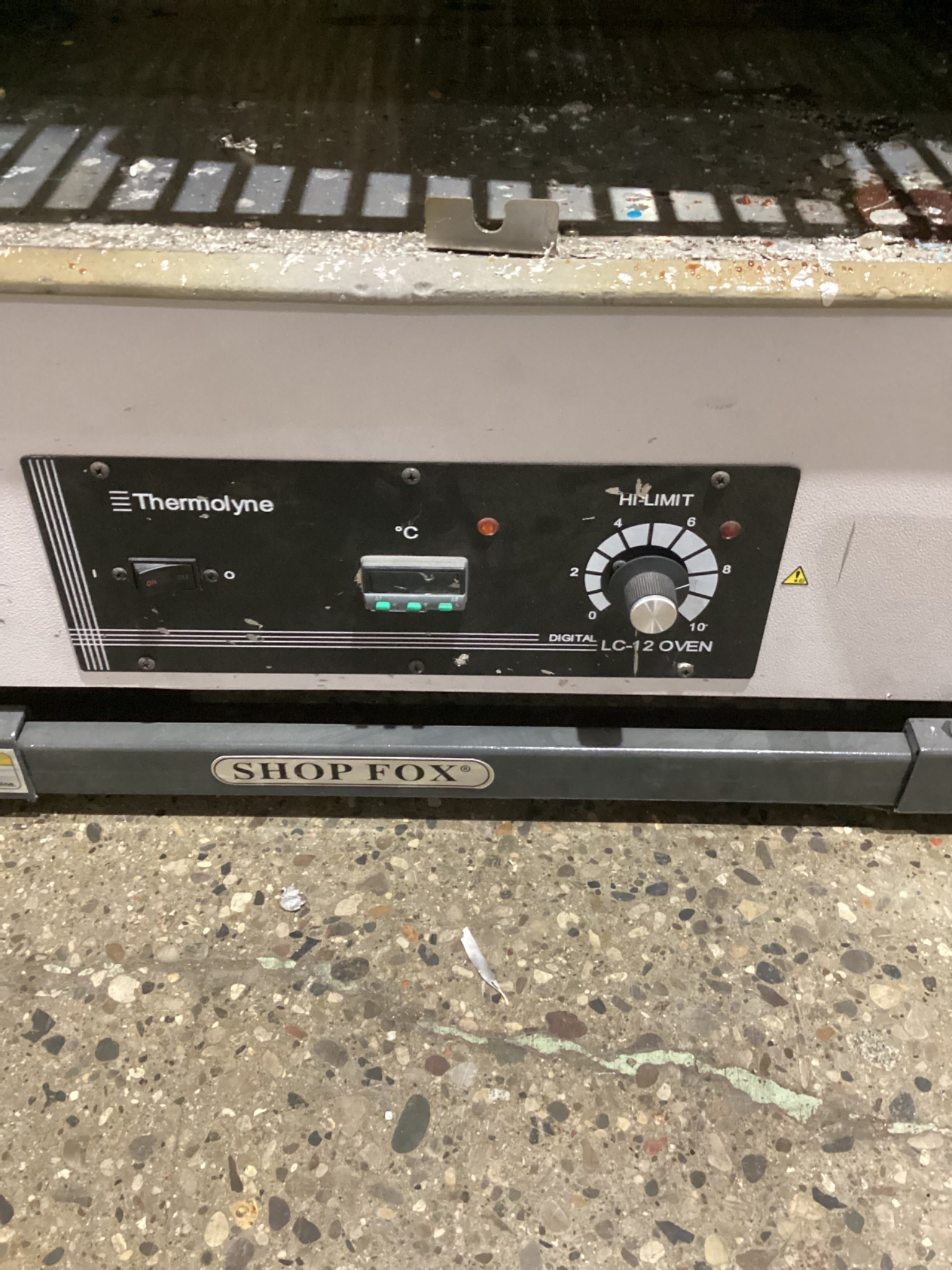 THERMO SCIENTIFIC OV116850 SMALL INDUSTRIAL RESIN OVEN USED 7