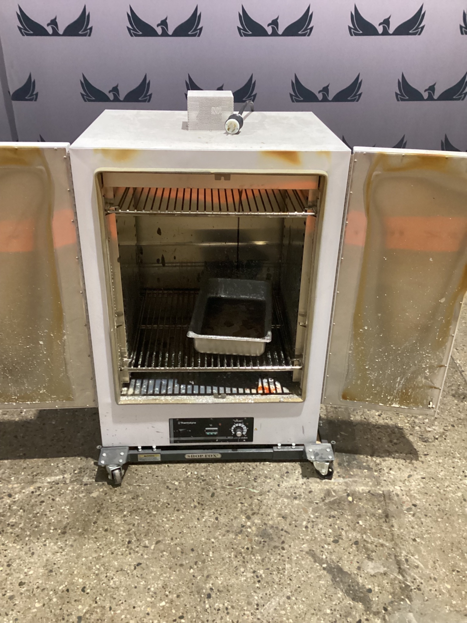 THERMO SCIENTIFIC OV116850 SMALL INDUSTRIAL RESIN OVEN USED 8