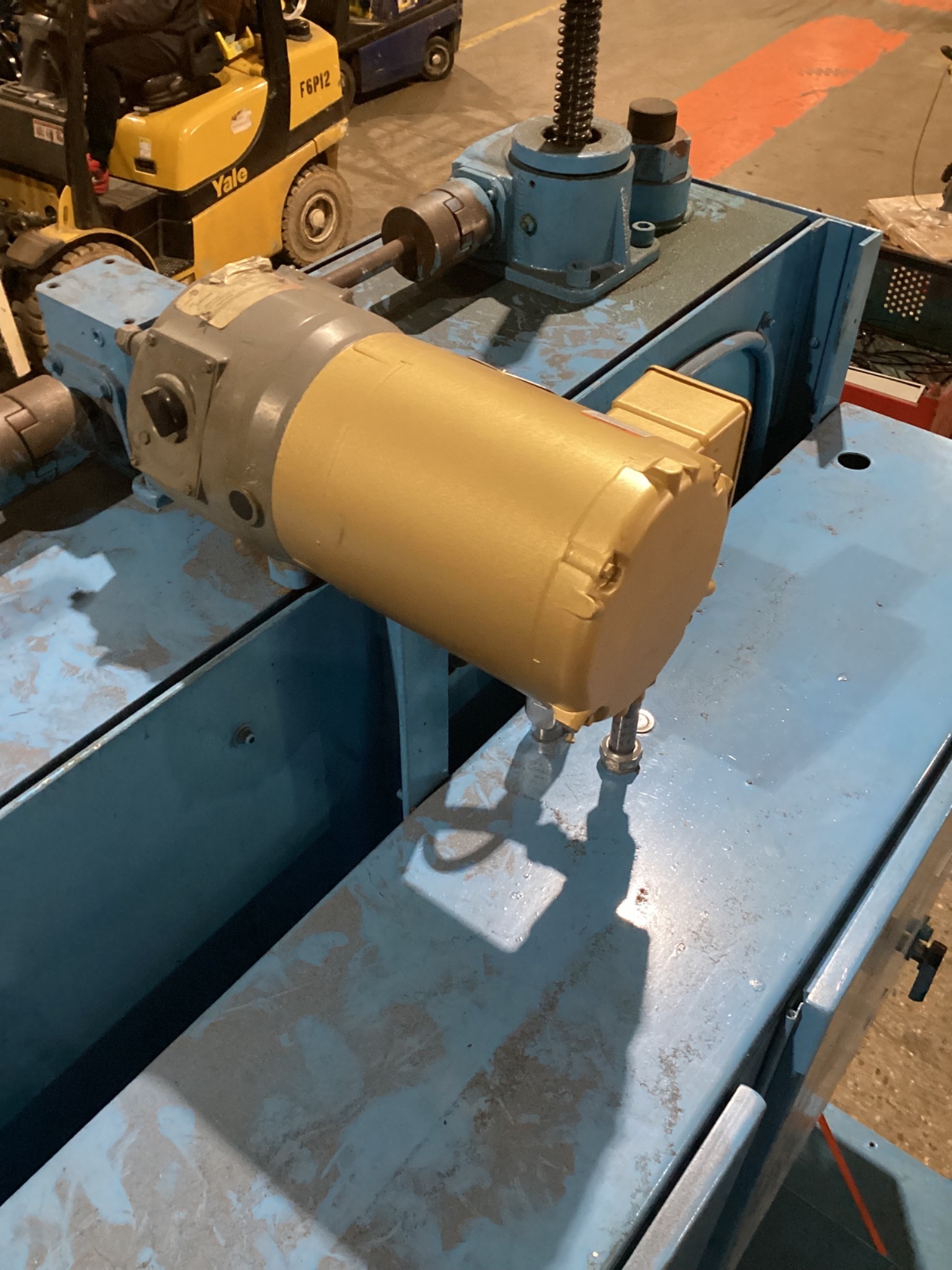 BYRNE COMPOSITE COIL SPRING FATIGUE TESTER USED 12