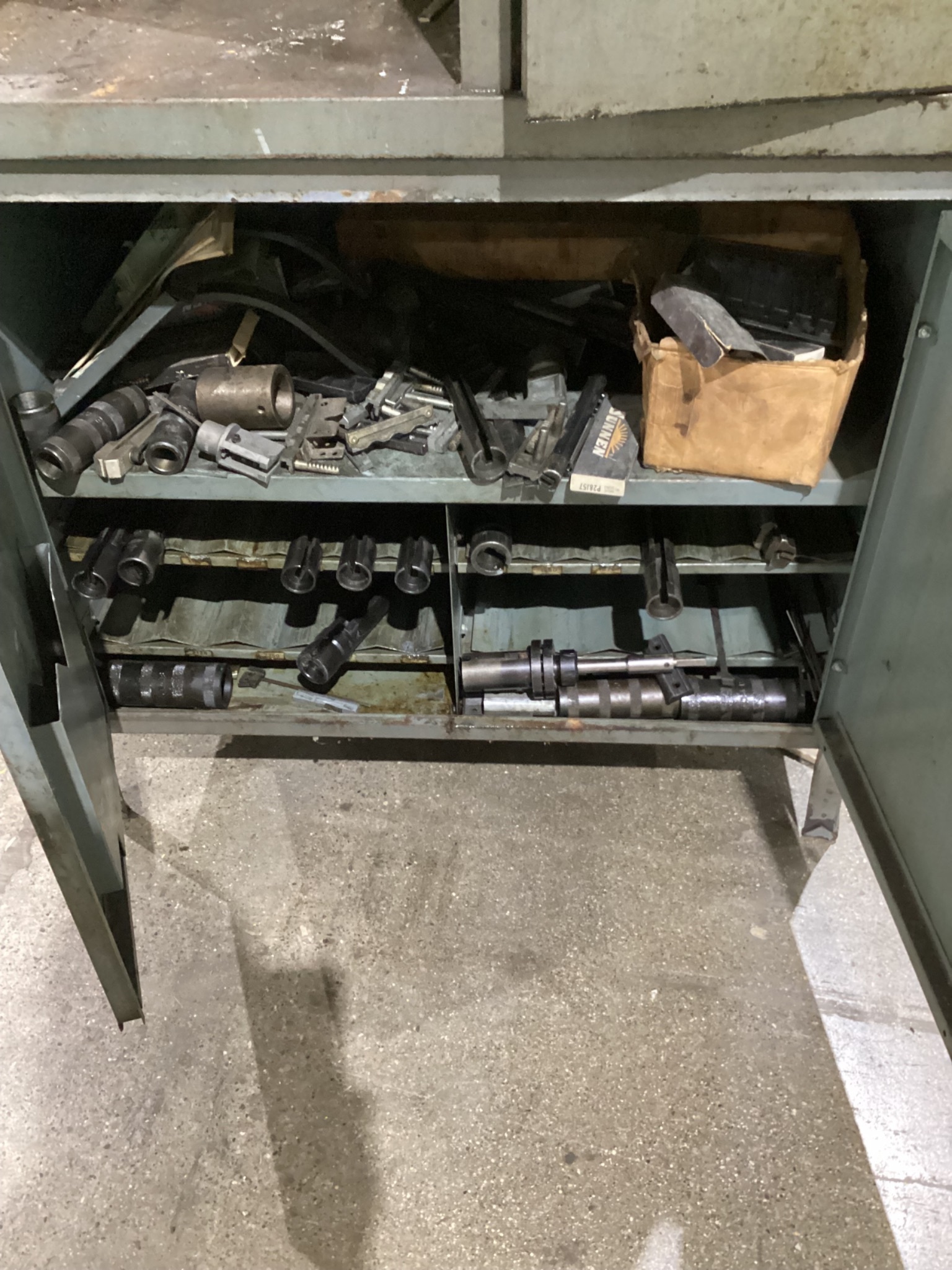 SUNNEN LN-650 MANDREL STORAGE CABINET WITH TOOLS USED 5