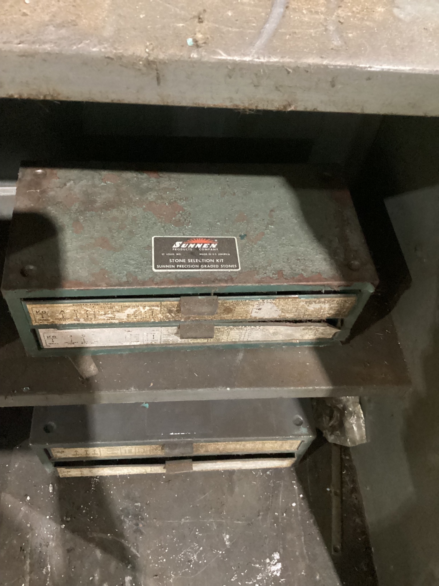 SUNNEN LN-650 MANDREL STORAGE CABINET WITH TOOLS USED 7