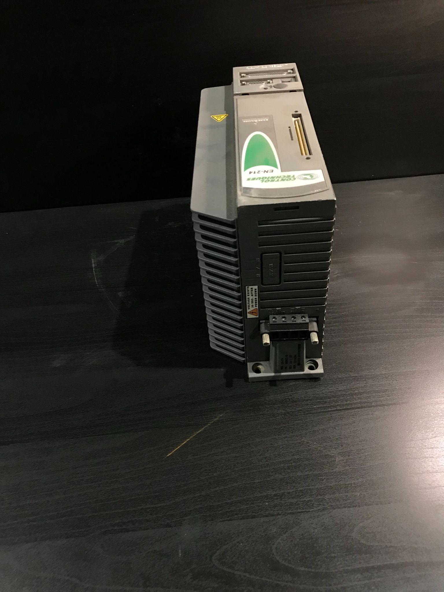 CONTROL TECHNIQUES EN-214 Servo Drive USED 2