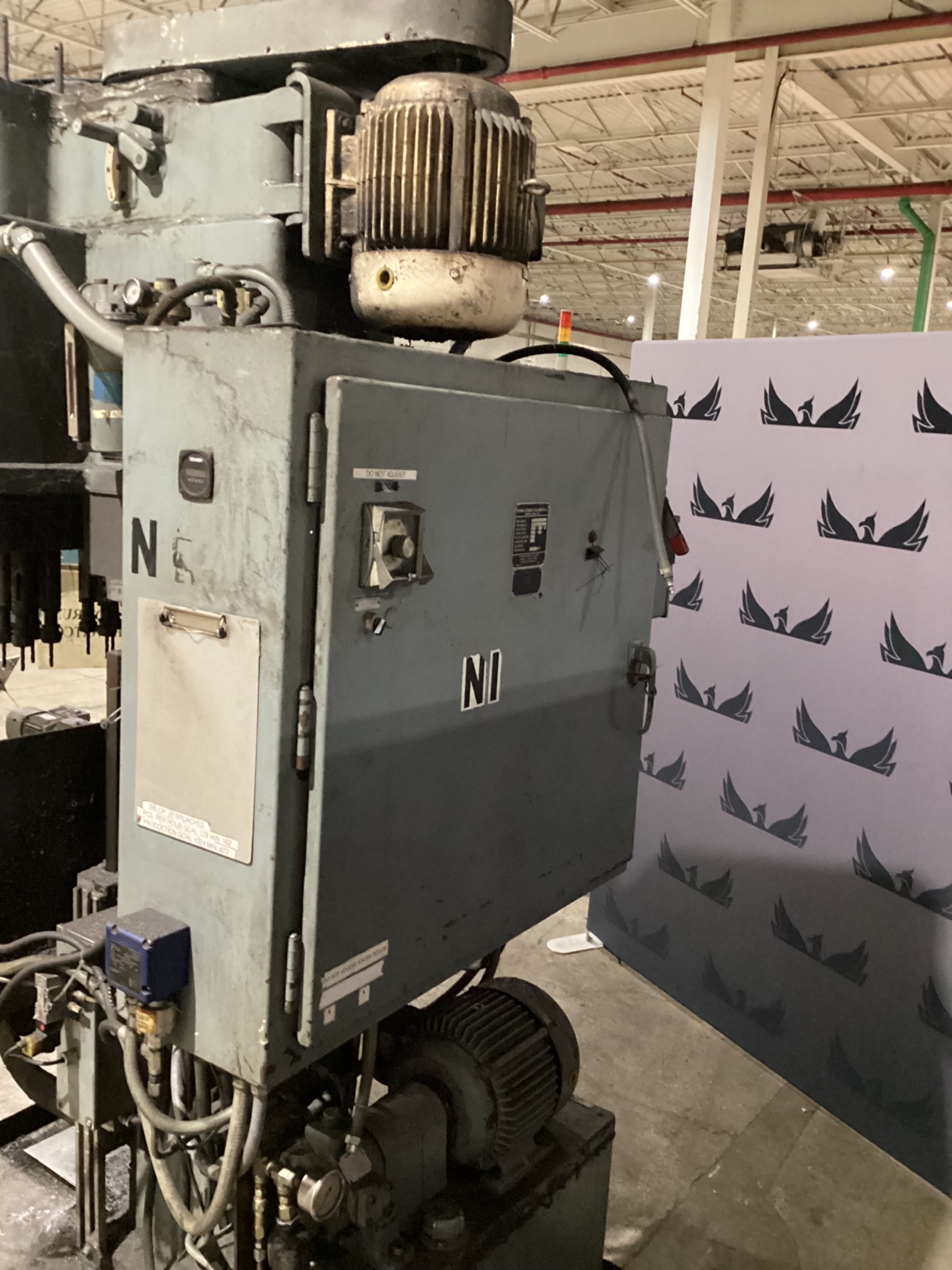 NATCO 10J Vertical Drill Press/Mill USED 7