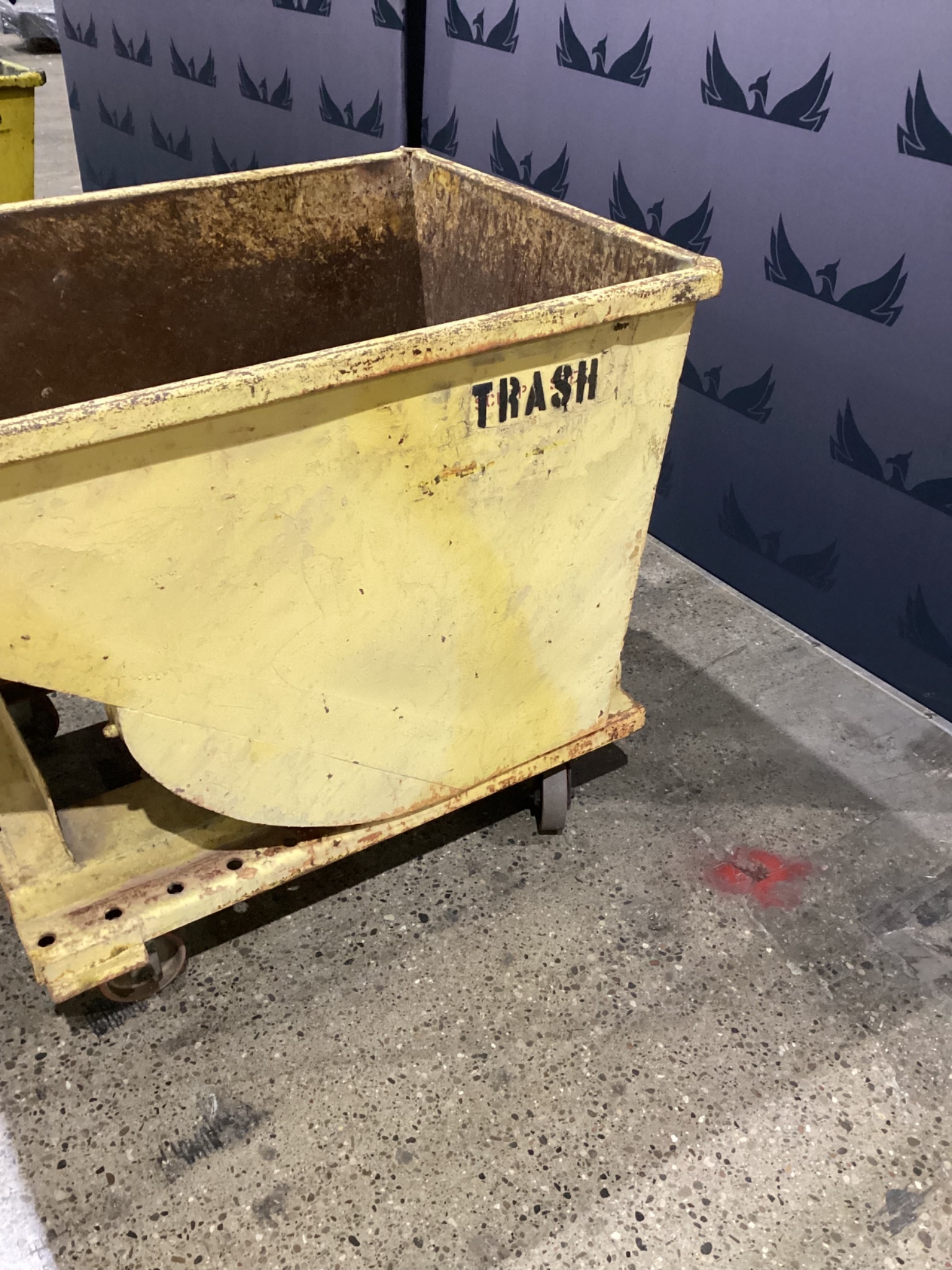 UNKNOWN METAL SELF DUMPING HOPPER USED 4