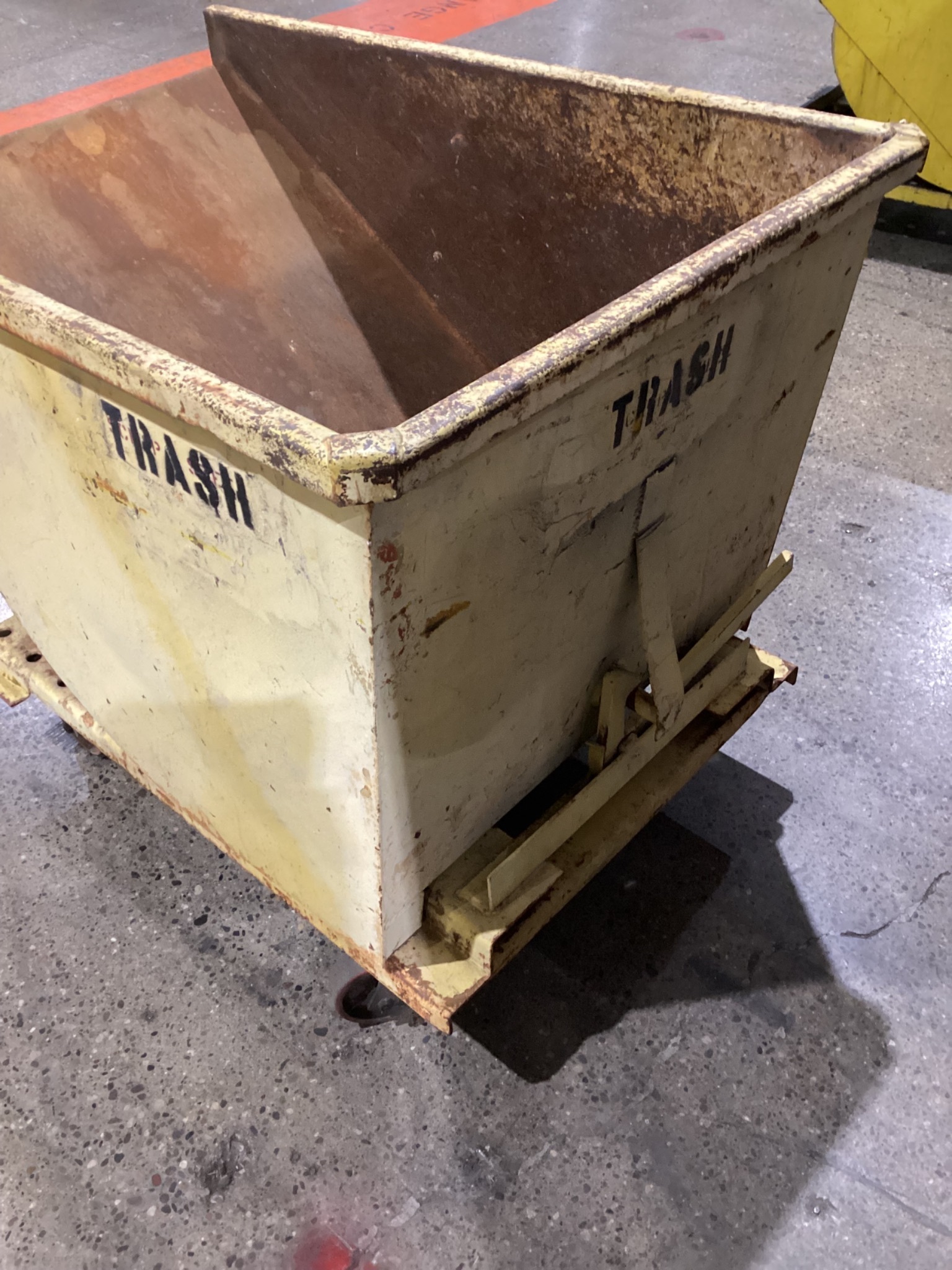 UNKNOWN METAL SELF DUMPING HOPPER USED 5