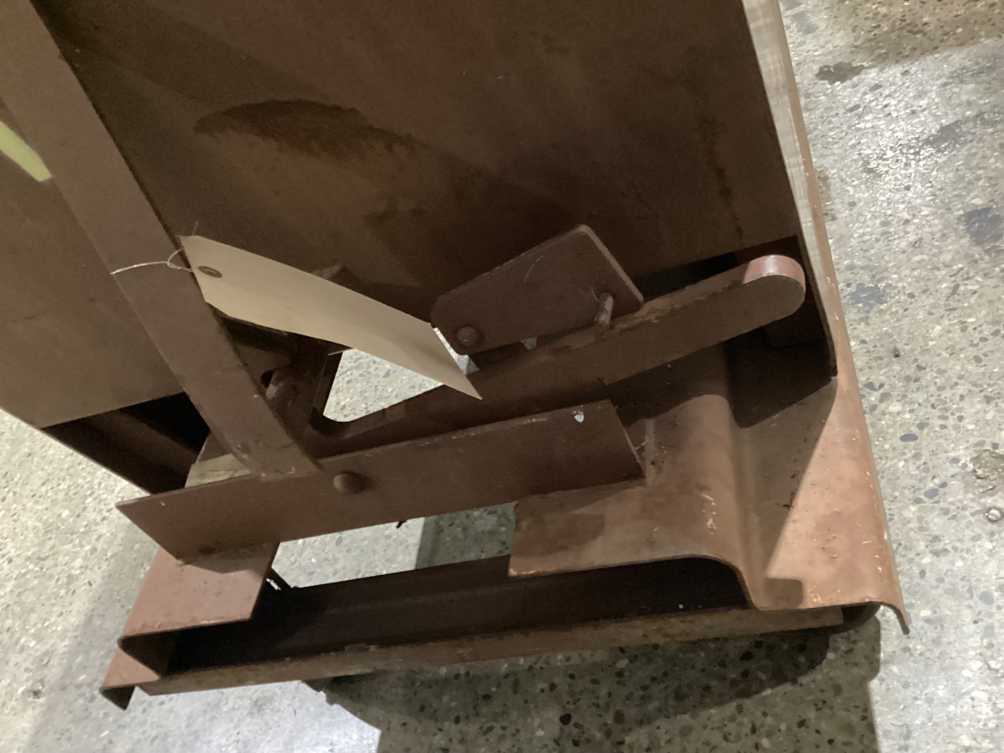 WRIGHT SELF DUMPING HOPPER USED 6