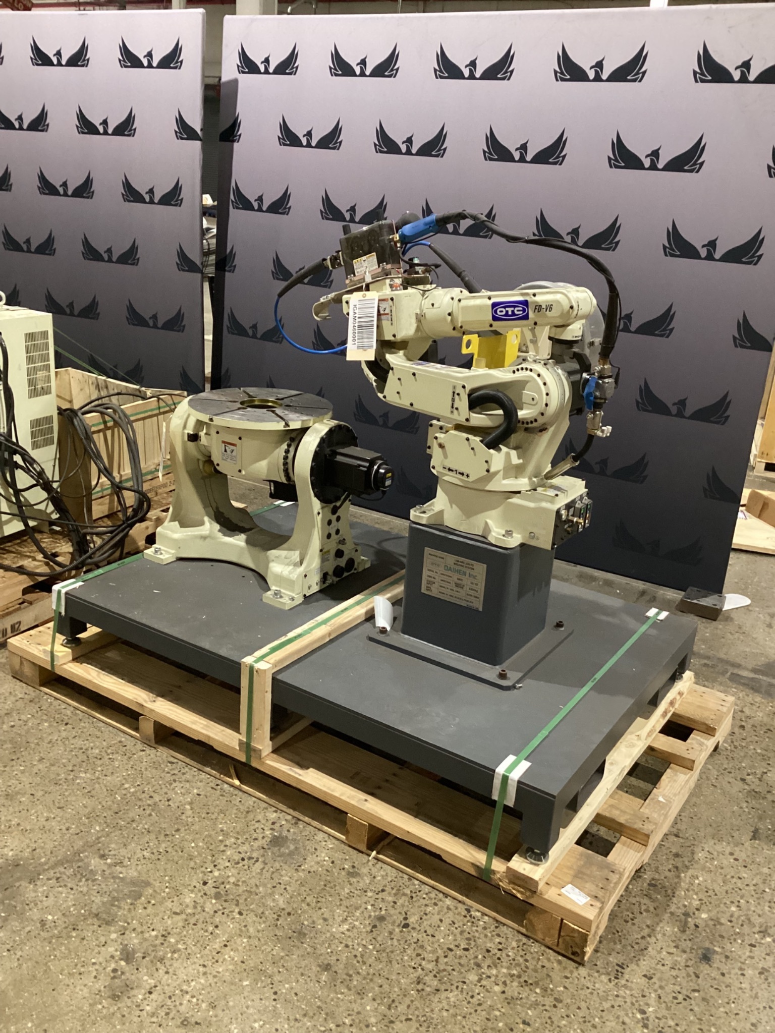 OTC DAIHEN LAB-ARC 100 FD WELDING SYSTEM ROBOT WITH POSITIONER, CONTROL & SAFETY GATE, 2015 2
