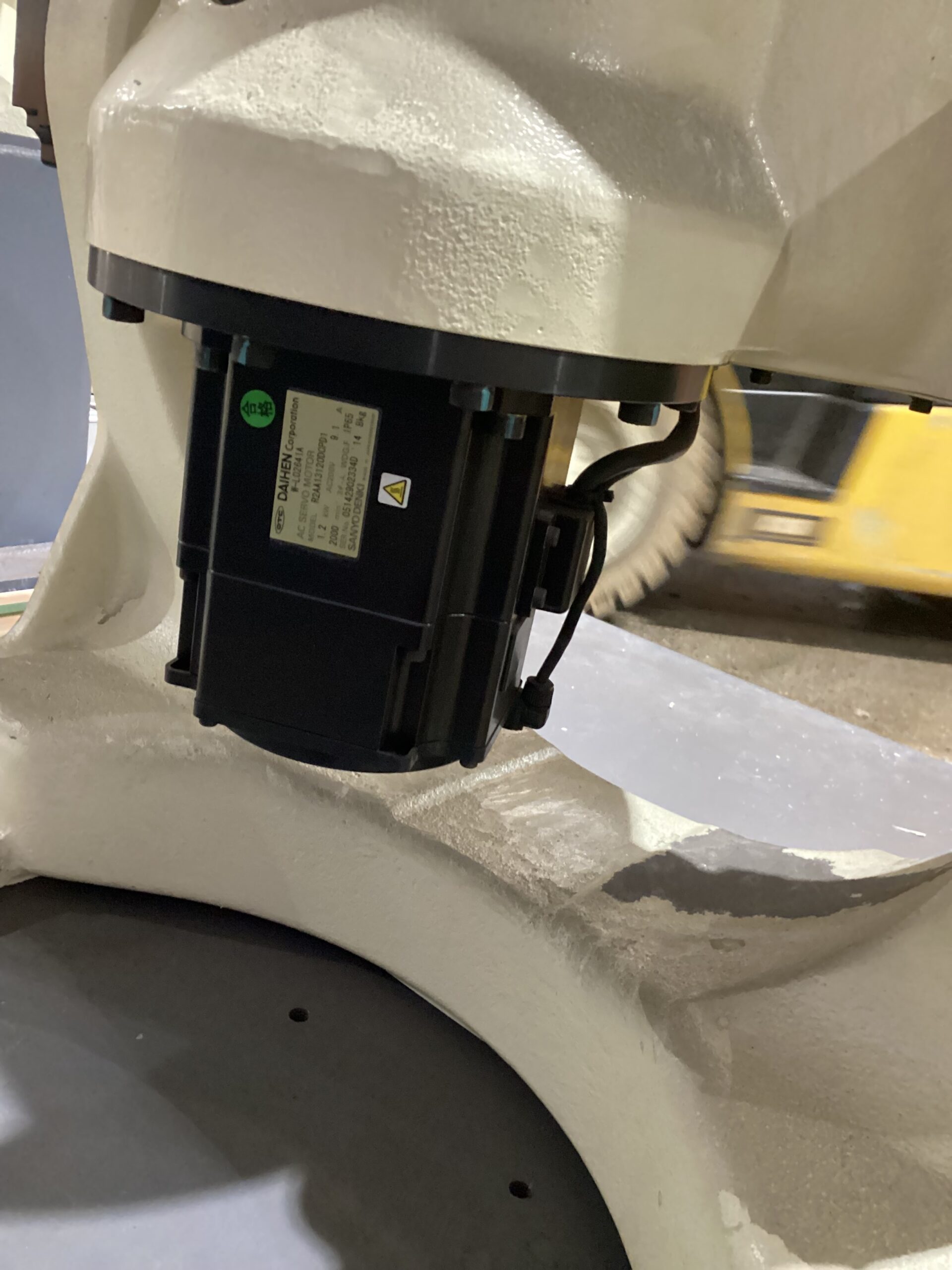 OTC DAIHEN LAB-ARC 100 FD WELDING SYSTEM ROBOT WITH POSITIONER, CONTROL & SAFETY GATE, 2015 12