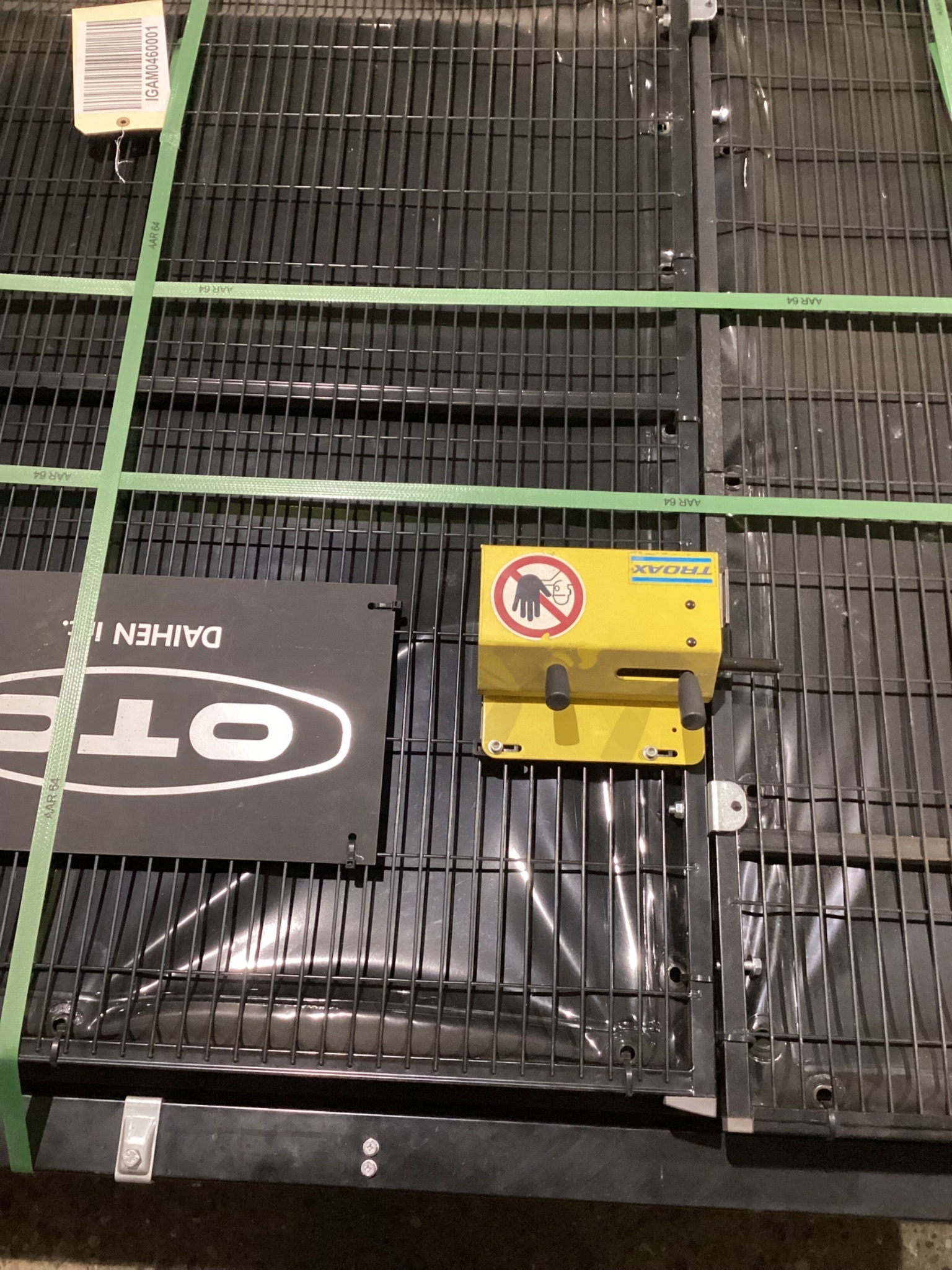OTC DAIHEN LAB-ARC 100 FD WELDING SYSTEM ROBOT WITH POSITIONER, CONTROL & SAFETY GATE, 2015 19