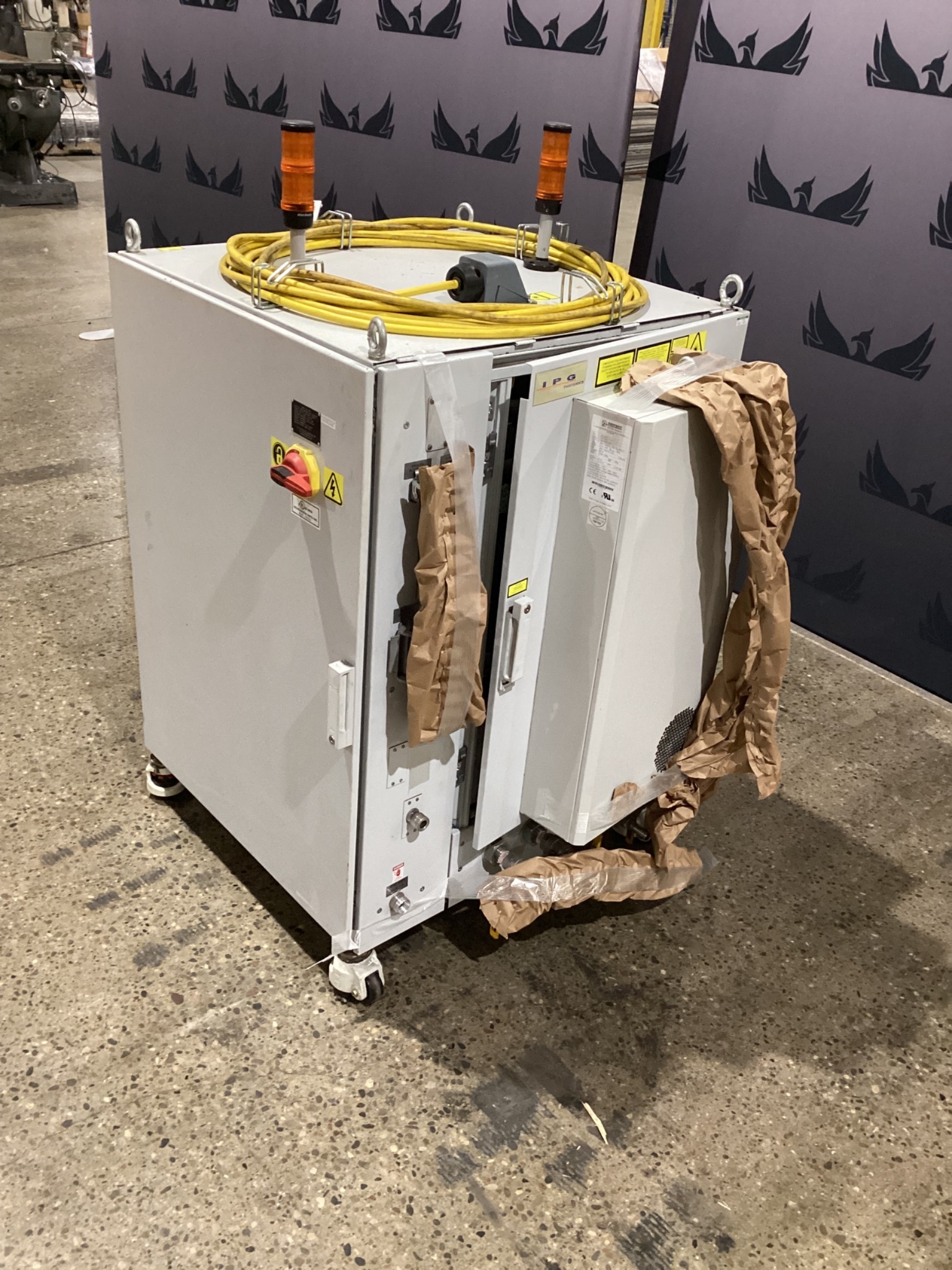 IPG 4000W 4KW YLS-4000 FIBER LASER POWER SOURCE, 2013 3
