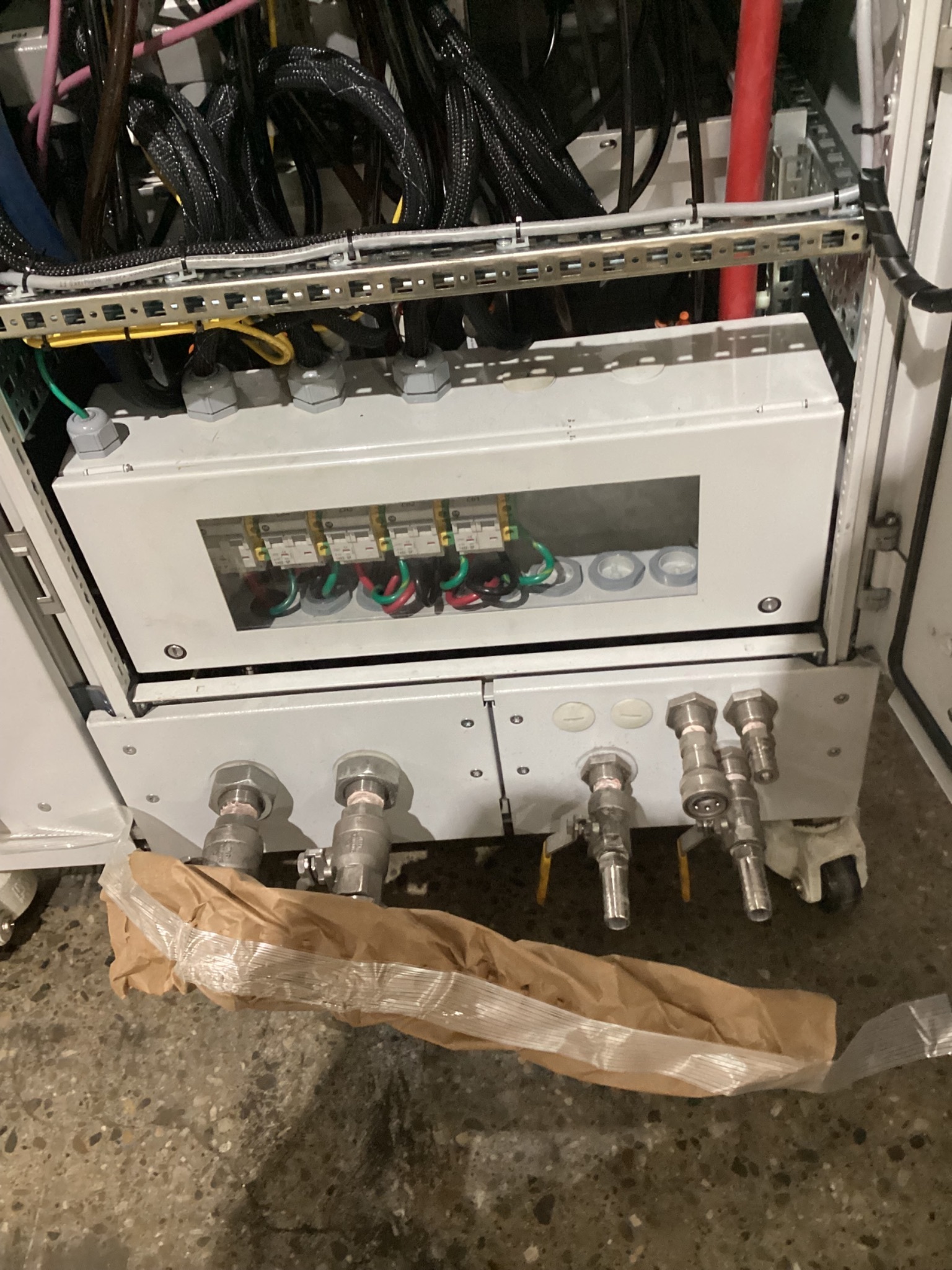 IPG 4000W 4KW YLS-4000 FIBER LASER POWER SOURCE, 2013 6
