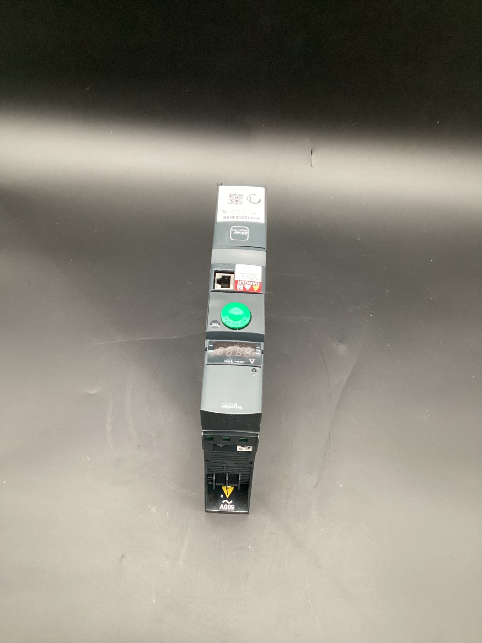 SCHNEIDER ELECTRIC ATV320U04N4B Frequency Converter NEW 7