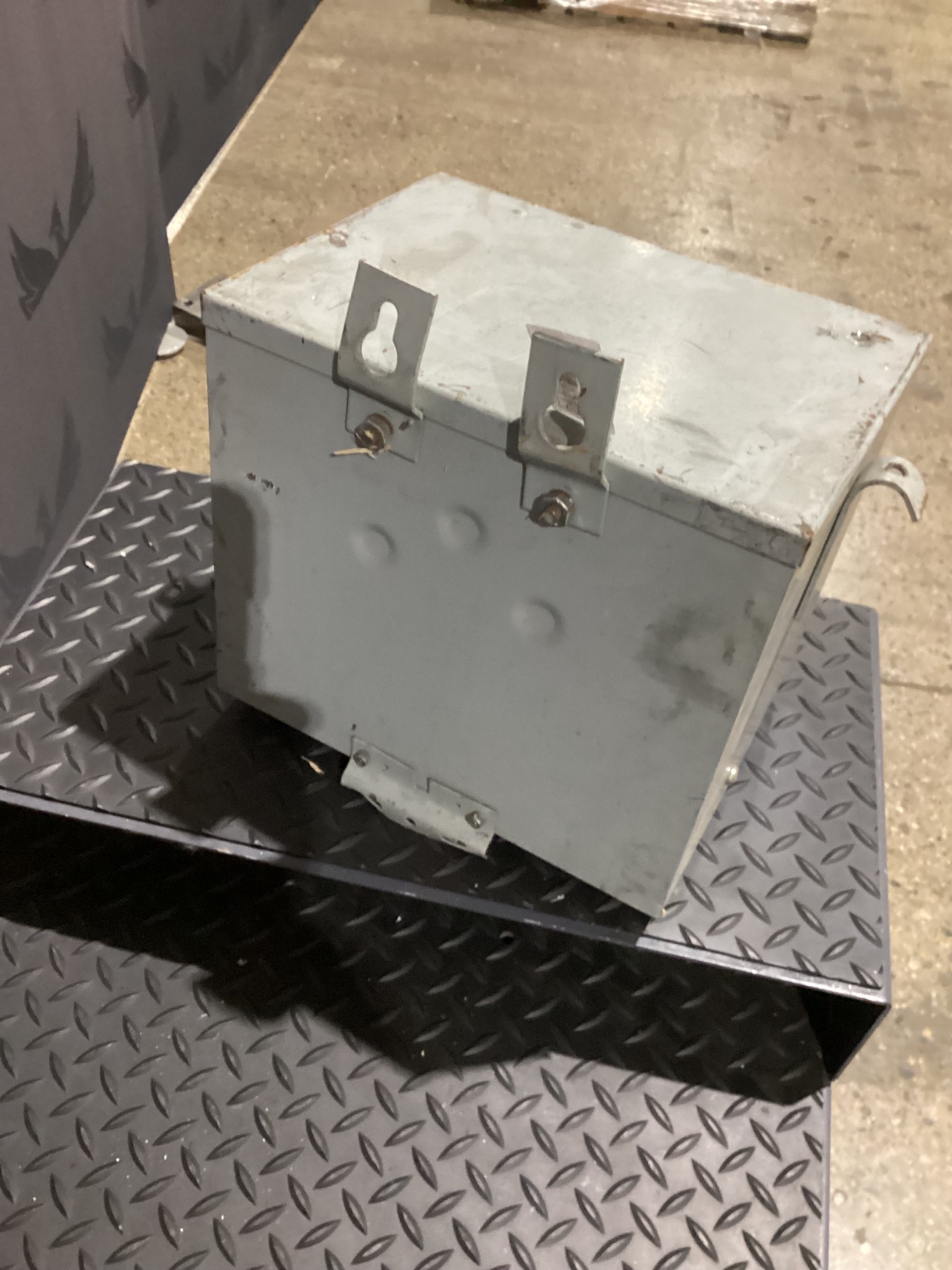 ACME T-2A-53309-1S Transformer 480V - 208Y/120V, 3PH, 6 kVa USED 3