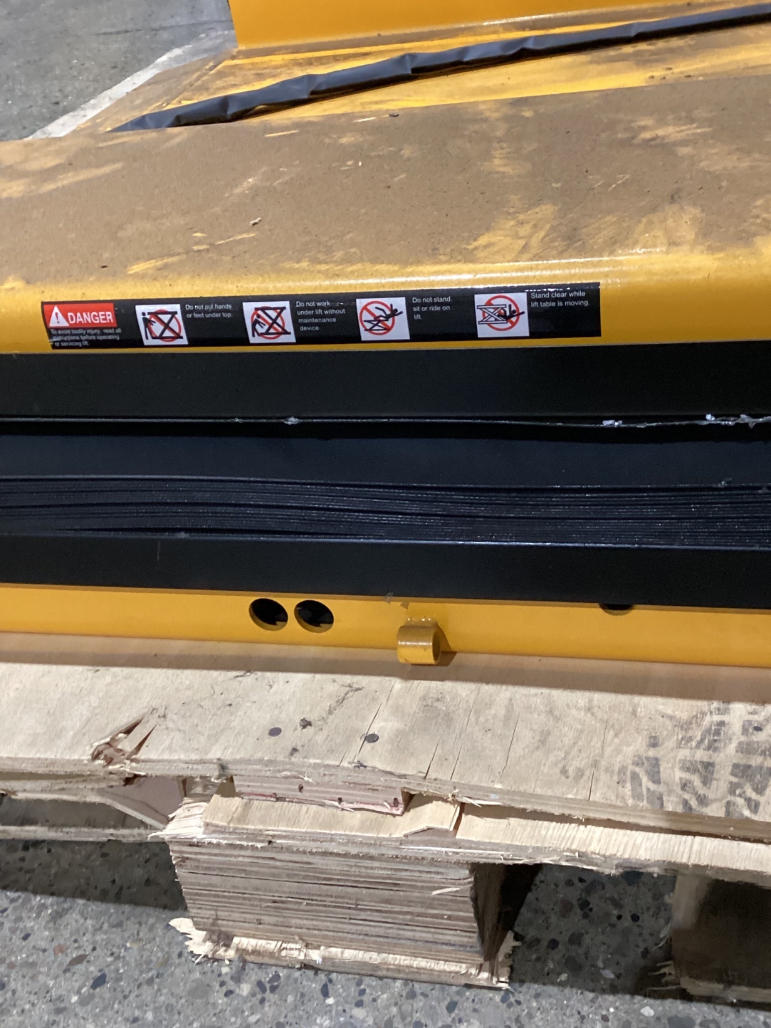Wuxi Liford HX1000 Electric Lift Table USED 6