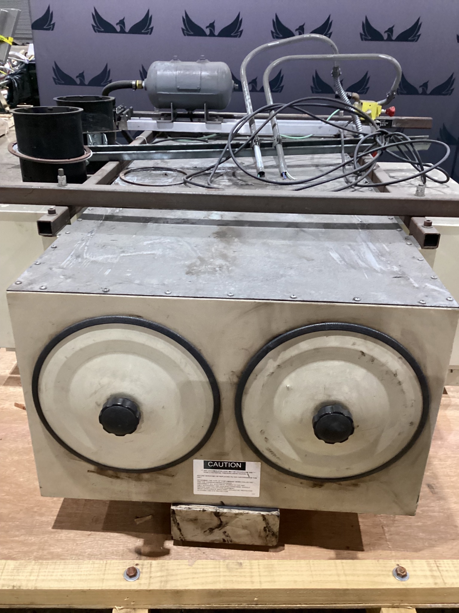 AIR QUALITY ENGINEERING AQE4000 FUME EXTRACTOR USED 6