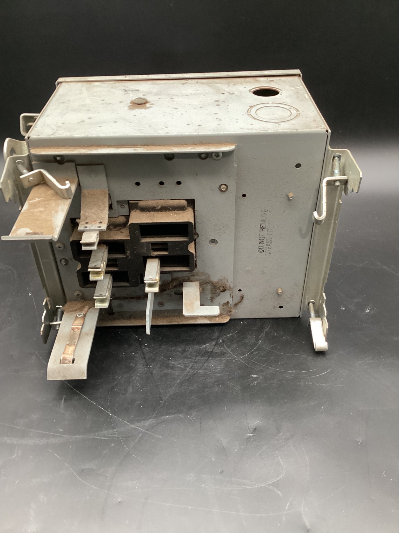 GENERAL ELECTRIC 30A FLEX-A-PLUG SL361RG Fusible Bus Plug 600V, 3PH USED 2