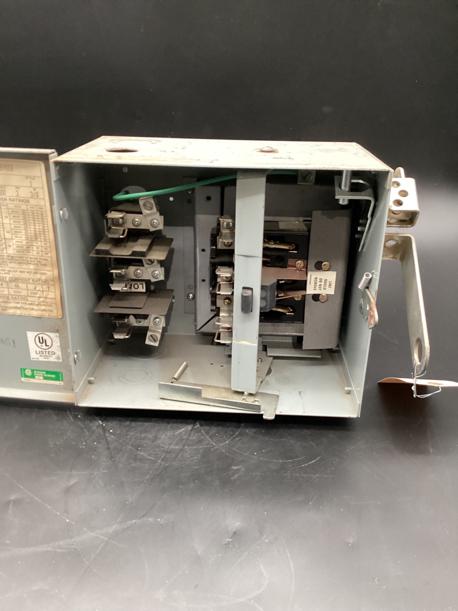 GENERAL ELECTRIC 30A FLEX-A-PLUG SL361RG Fusible Bus Plug 600V, 3PH USED 3