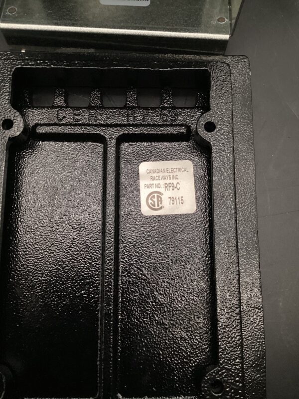 New CANADIAN ELECTRIC RACEWAYS RF9-C Control Box IGAM1350479