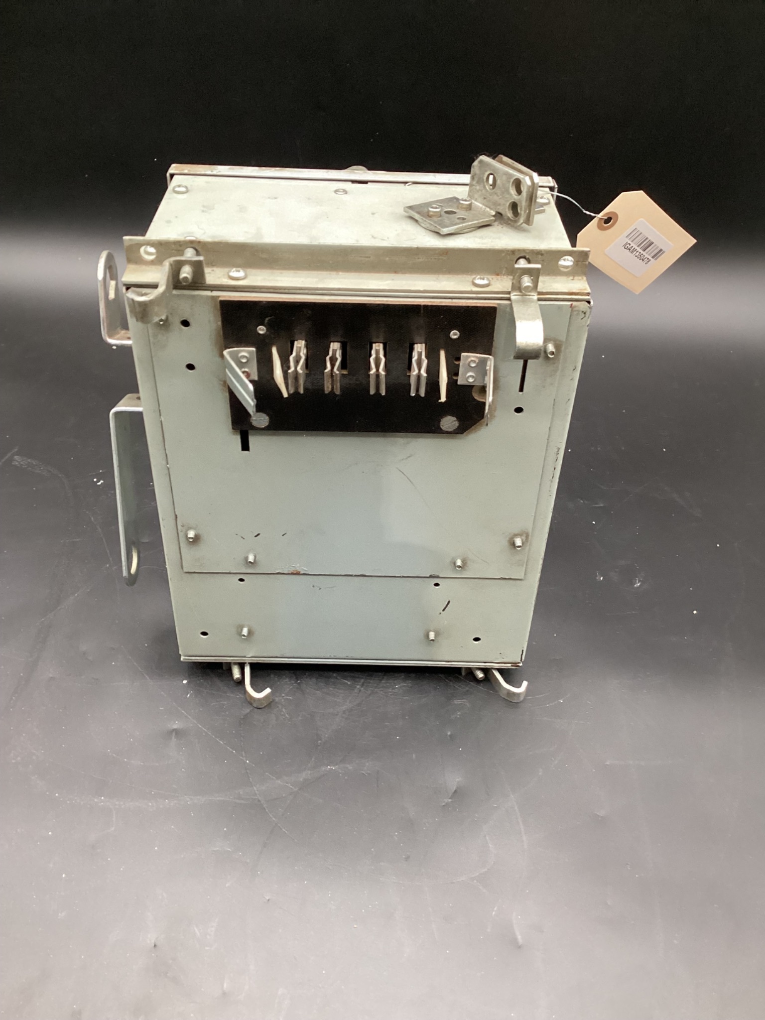 GENERAL ELECTRIC 30A FLEX-A-PLUG DH461R Fusible Bus Plug 600V, 3PH USED 3