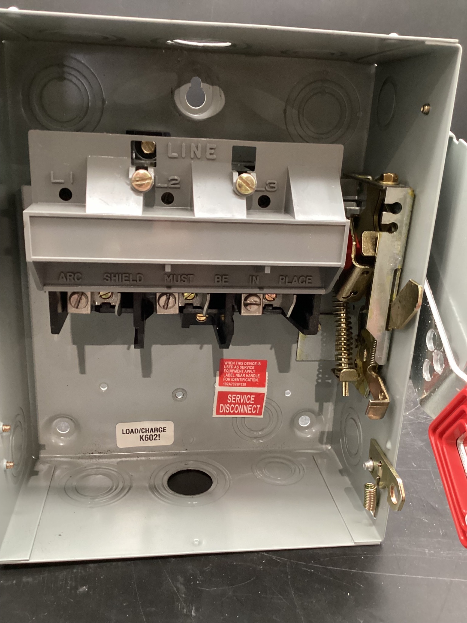 GENERAL ELECTRIC THN3361 General Purpose Safety Switch 30A, 600 VAC USED 4
