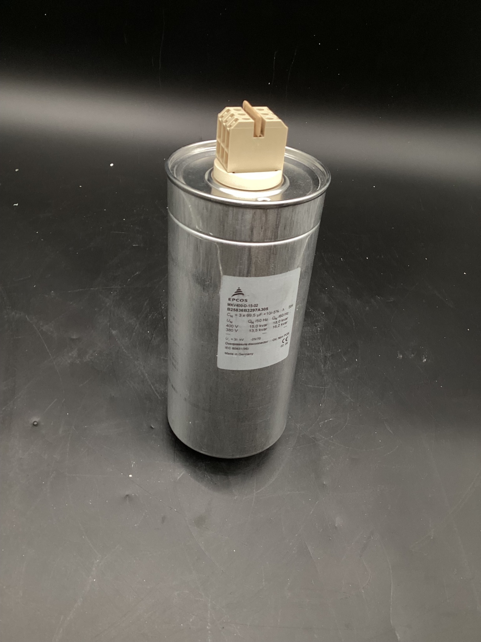 EPCOS MKV400-D-15-02 LOT OF 2 Capacitors NEW 0
