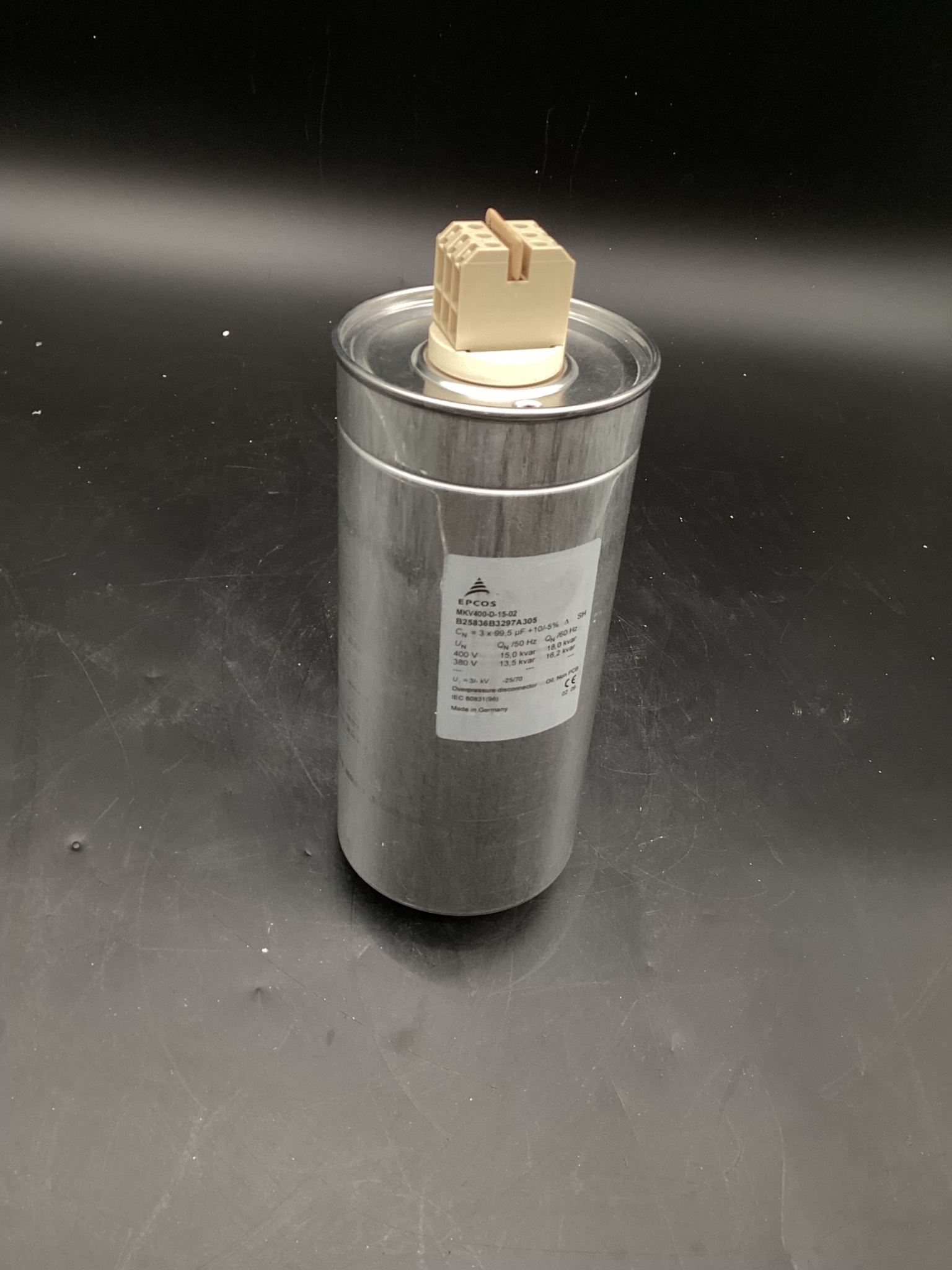 EPCOS MKV400-D-15-02 LOT OF 2 Capacitors NEW 3