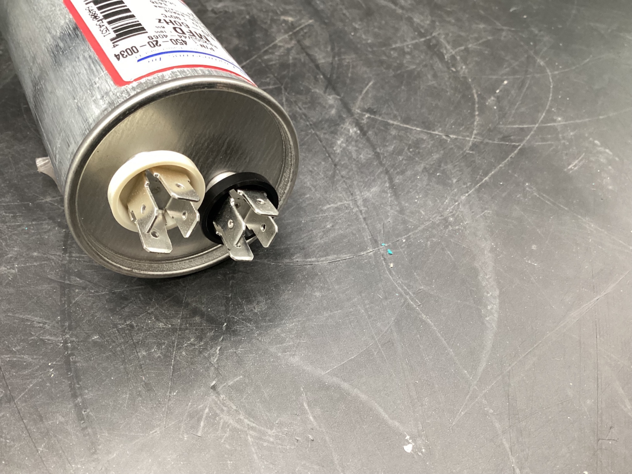 AMRAD EBM PAPST 450-20-0034 Motor Capacitor NEW 5