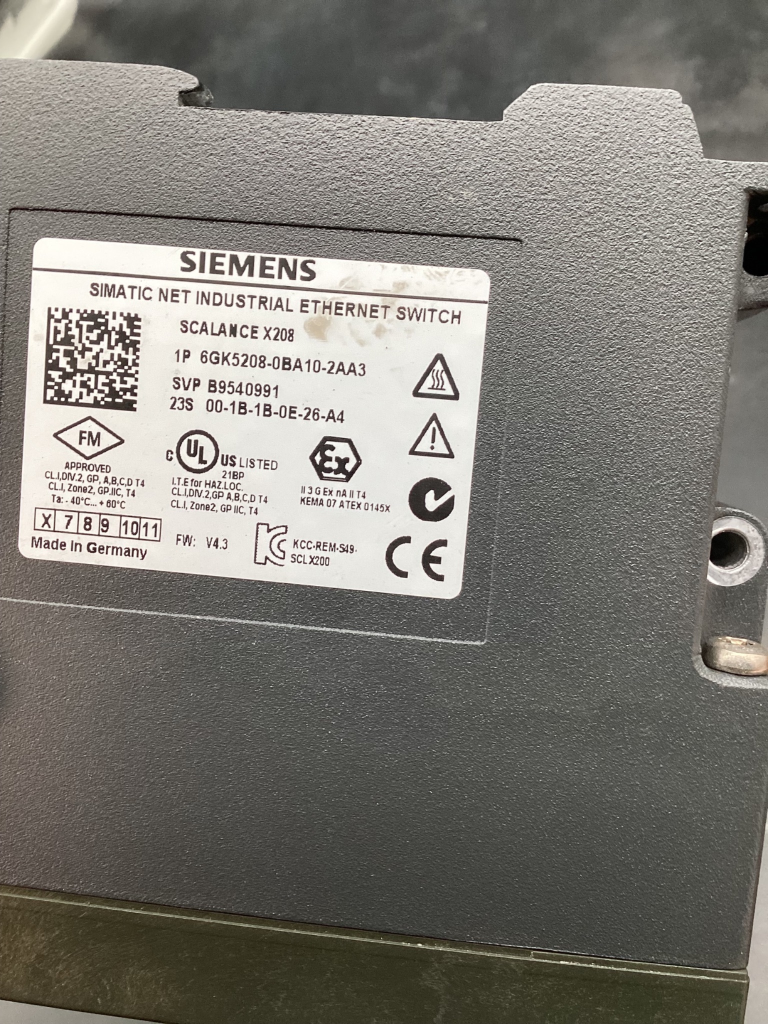 SIEMENS 6GK5208-0BA10-2AA3 SCALANCE XB208 8-Port Ethernet Switch USED 5