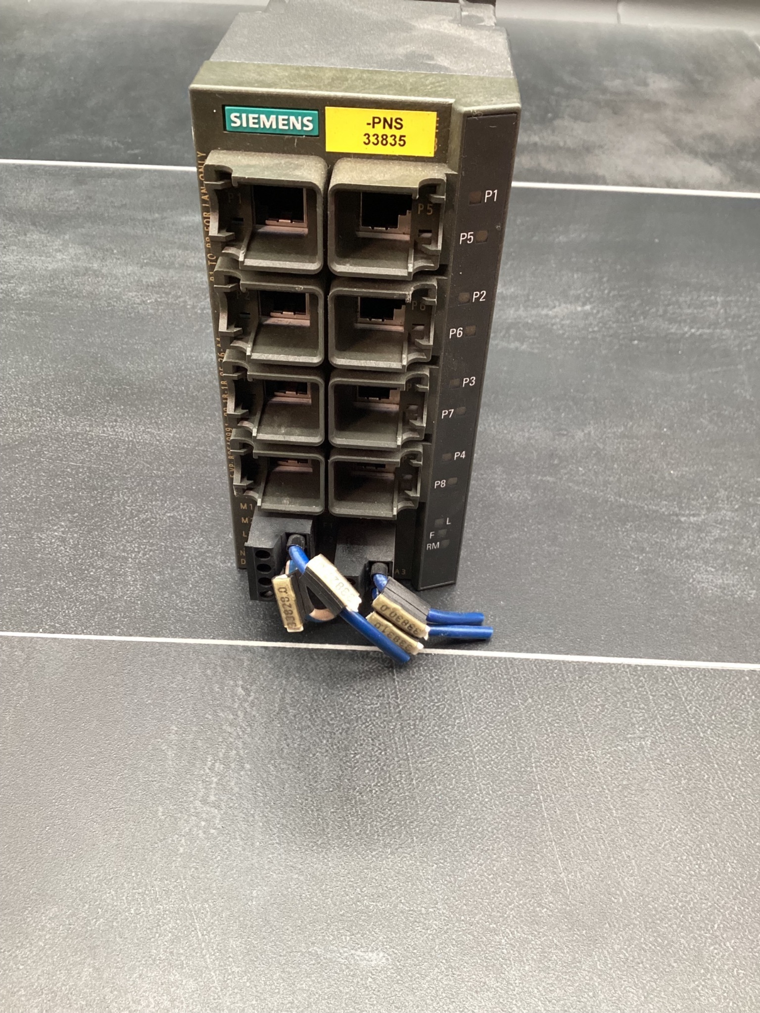 SIEMENS 6GK5208-0BA10-2AA3 SCALANCE XB208 8-Port Ethernet Switch USED 4
