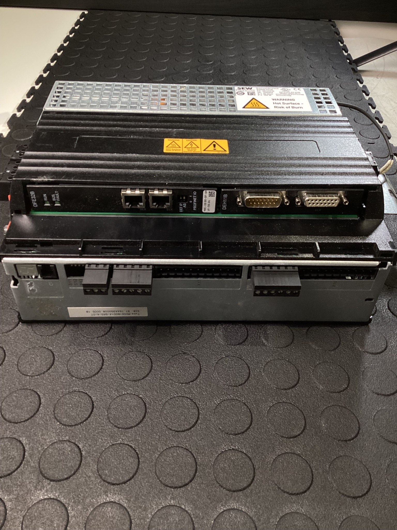 SEW EURODRIVE MDX61B0014-5A3-4-OT Movidrive B Frequency Inverter 1.5kW 400V USED 1