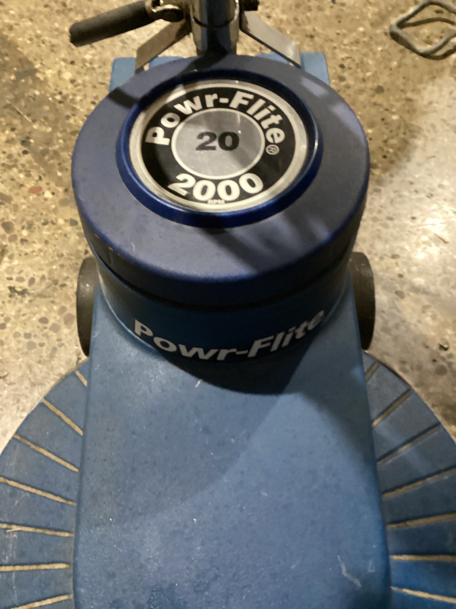 POWR-FLITE 2000 MODEL SCRUBBER/POLISHER USED 3
