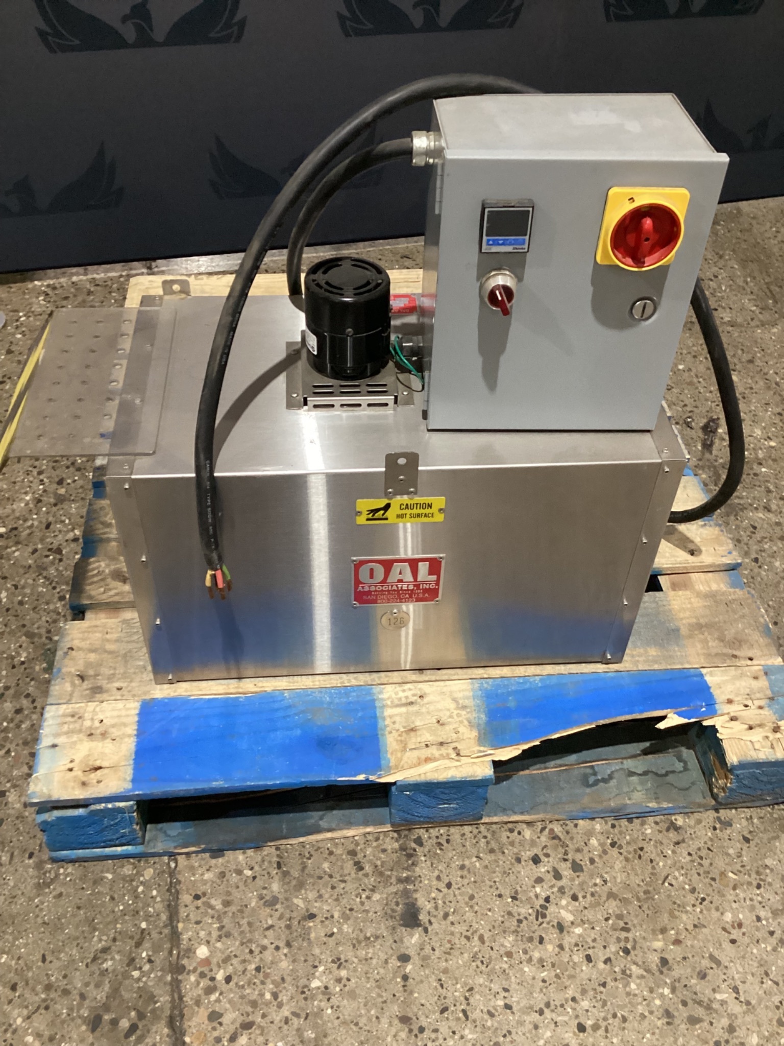 OAL FIRO/RE-6/9/24-6L HEAT SHRINK TUNNEL NO STAND USED 0