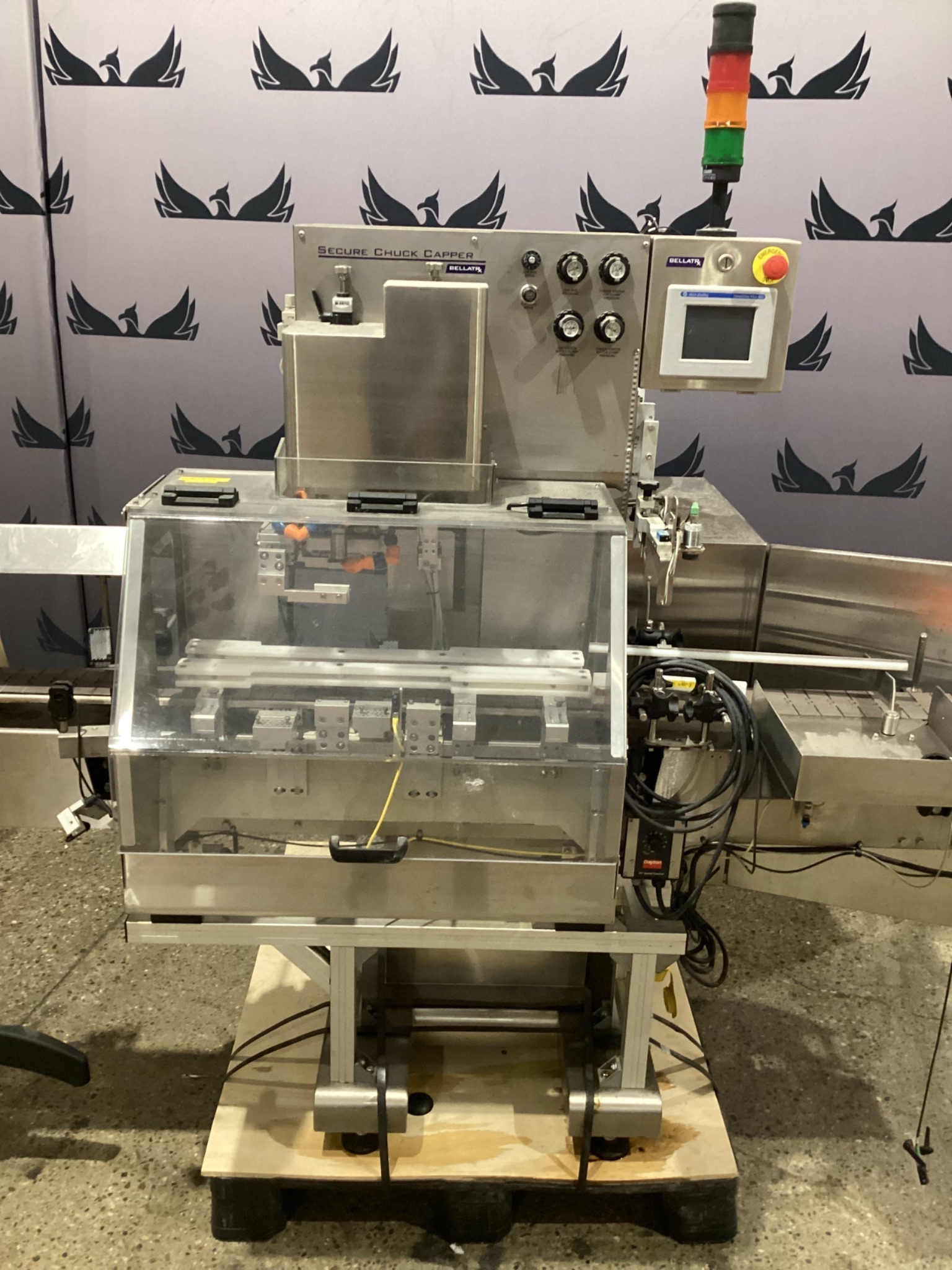 BELLATRX SCS SECURE CHUCK CAPPER APPLICATOR MACHINE USED 1