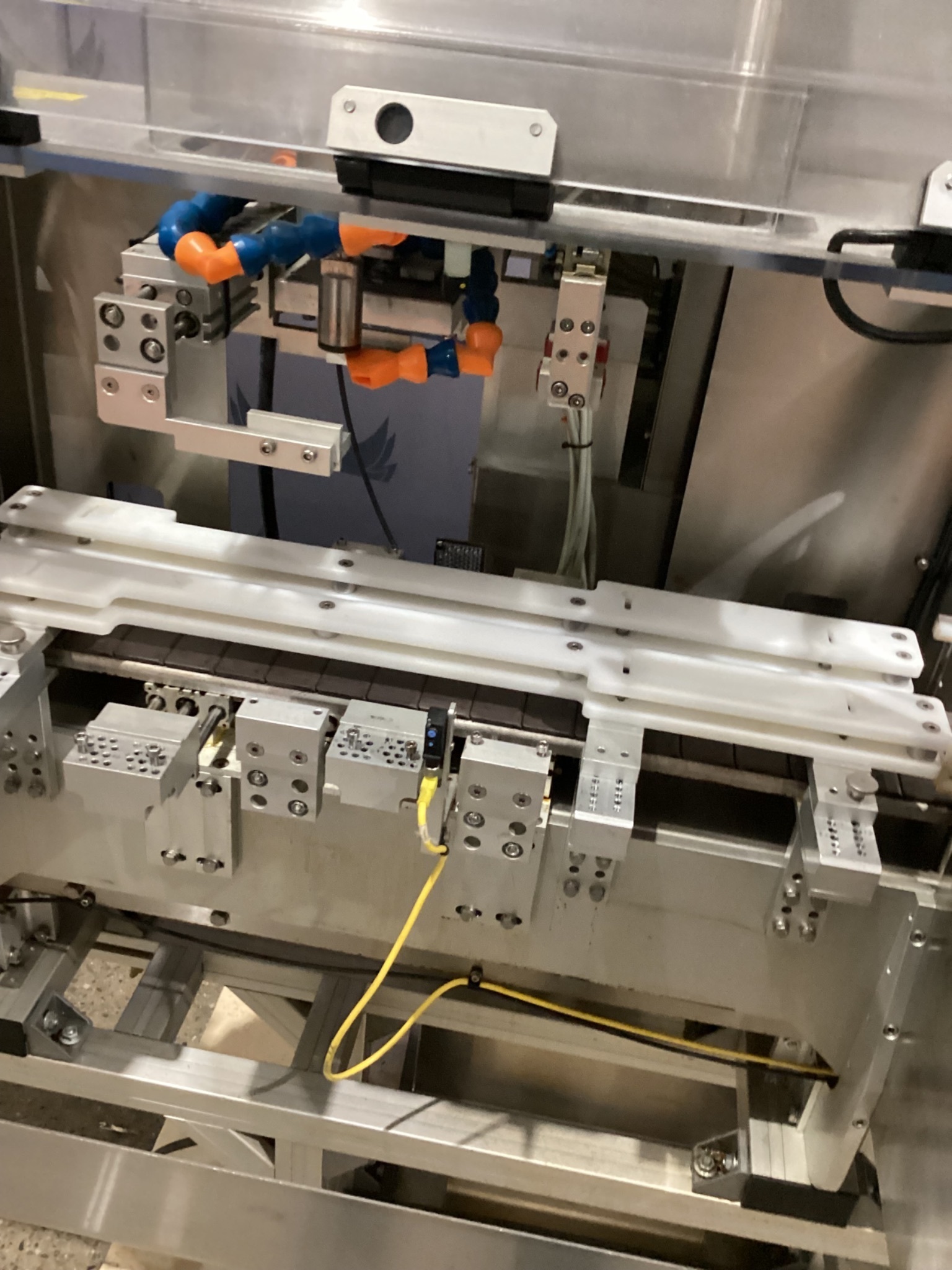 BELLATRX SCS SECURE CHUCK CAPPER APPLICATOR MACHINE USED 2