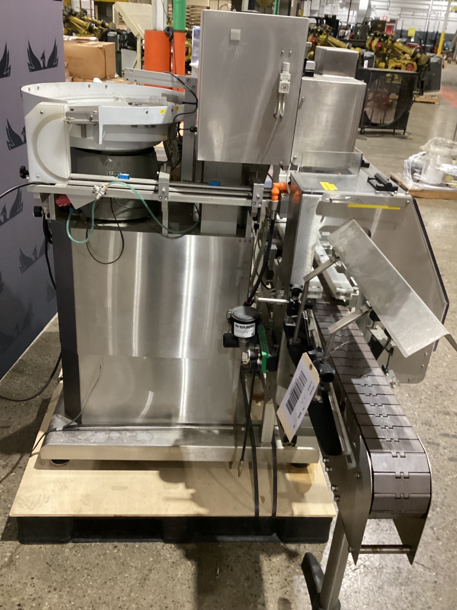 BELLATRX SCS SECURE CHUCK CAPPER APPLICATOR MACHINE USED 8